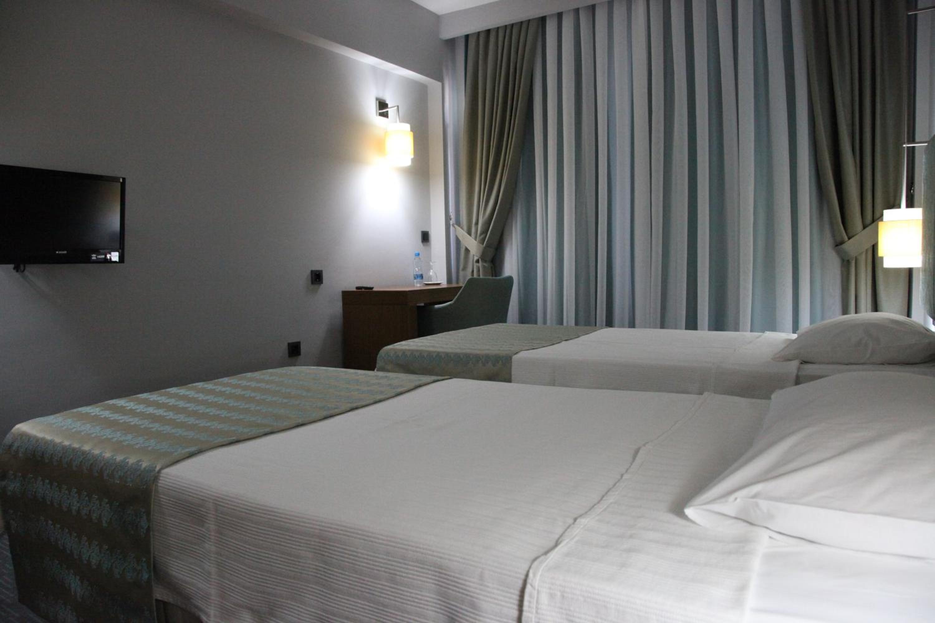 Standard Triple Room photo 3
