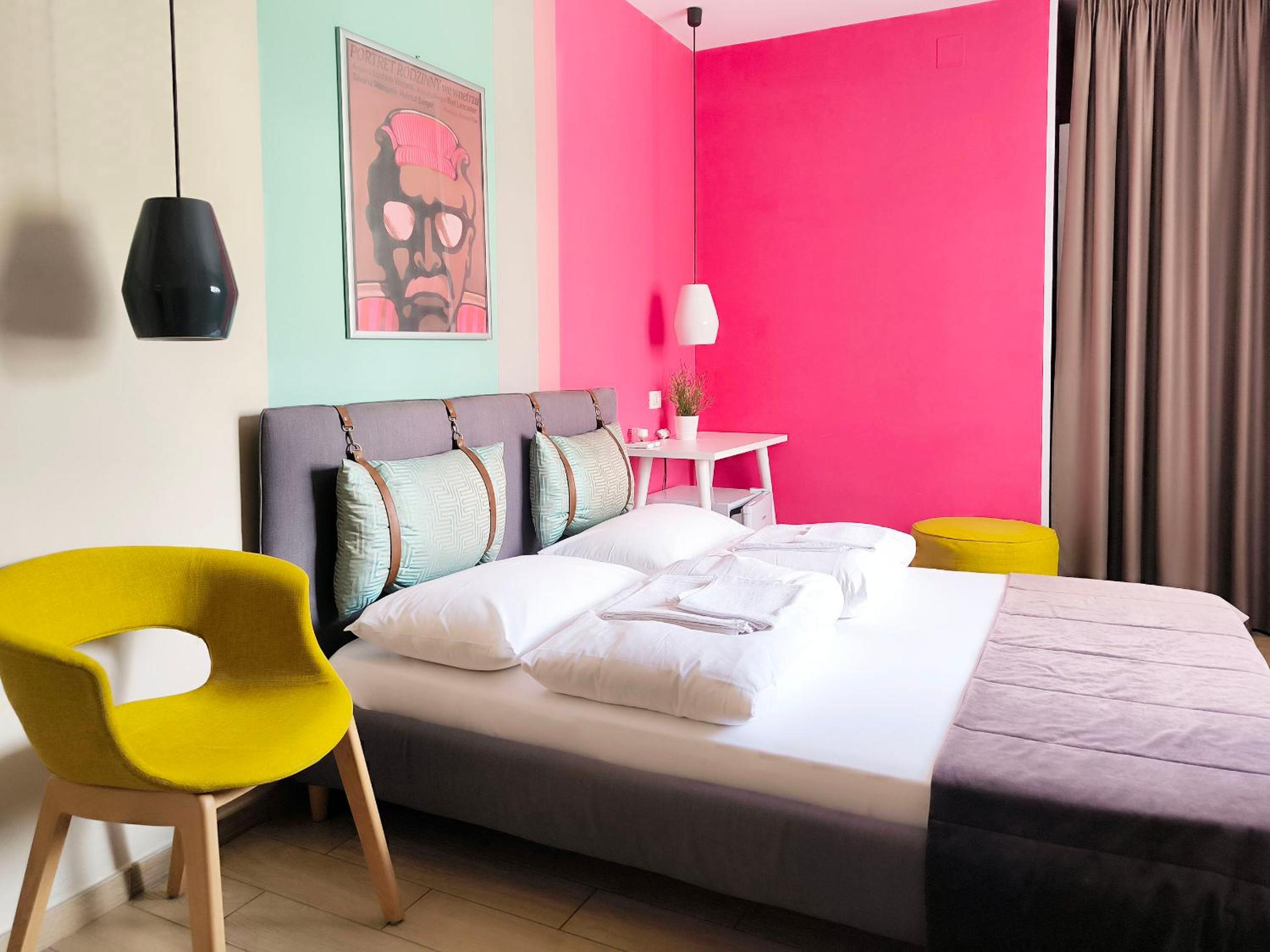 King Room with Balcony photo 2