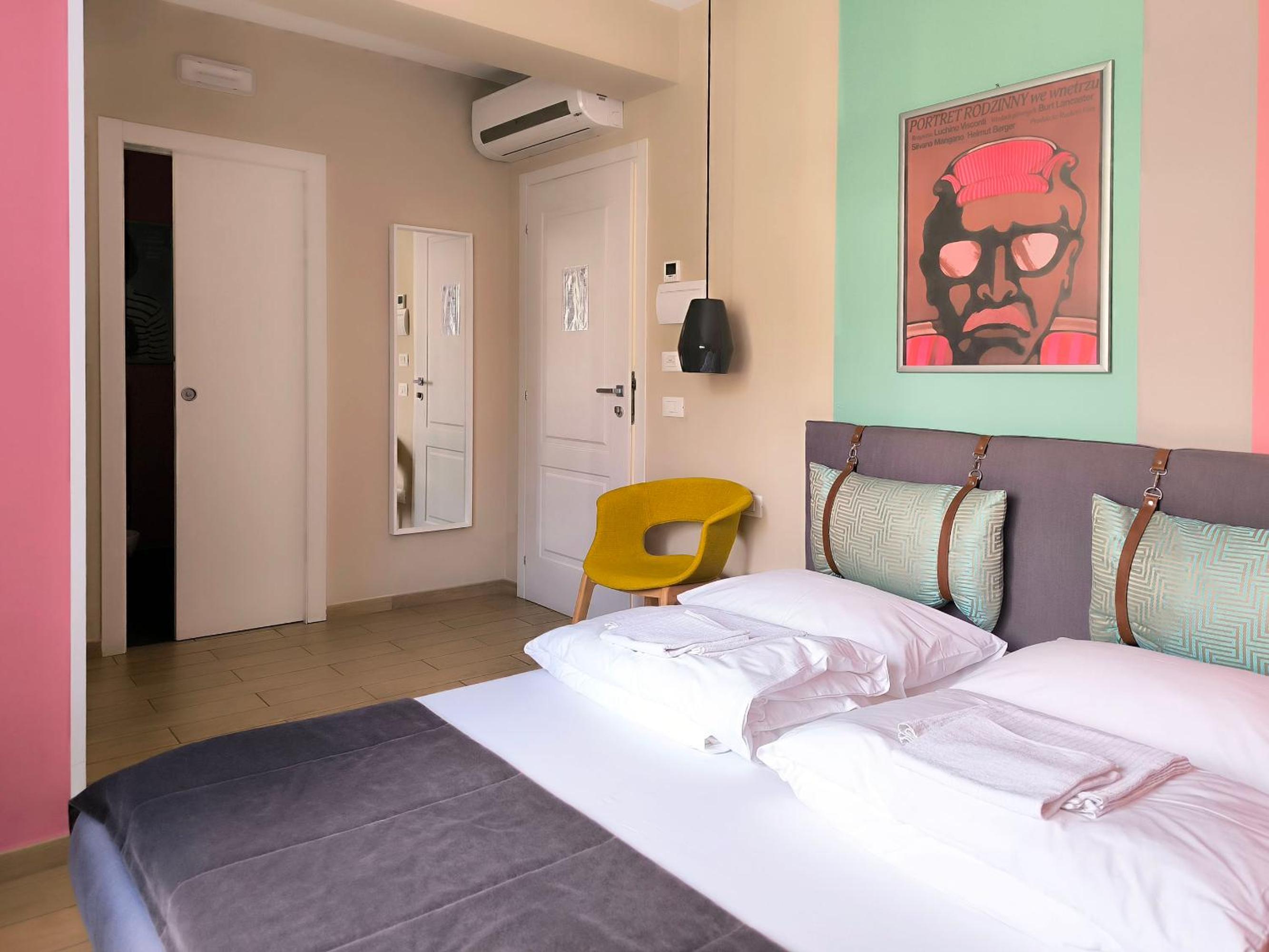 King Room with Balcony photo 3