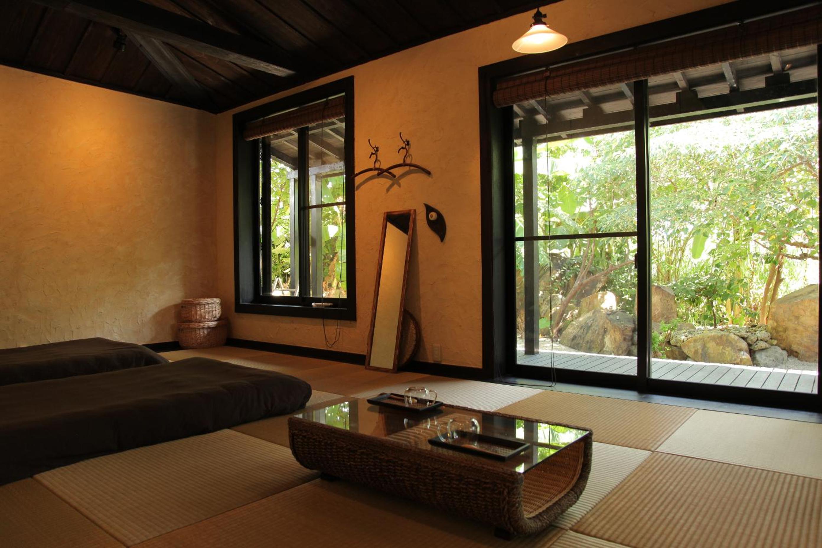 Japanese-Style Twin Room with Garden photo 2