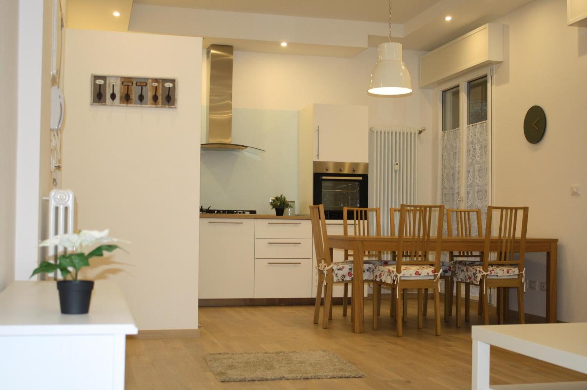 Apartment with Terrace - Photo 53