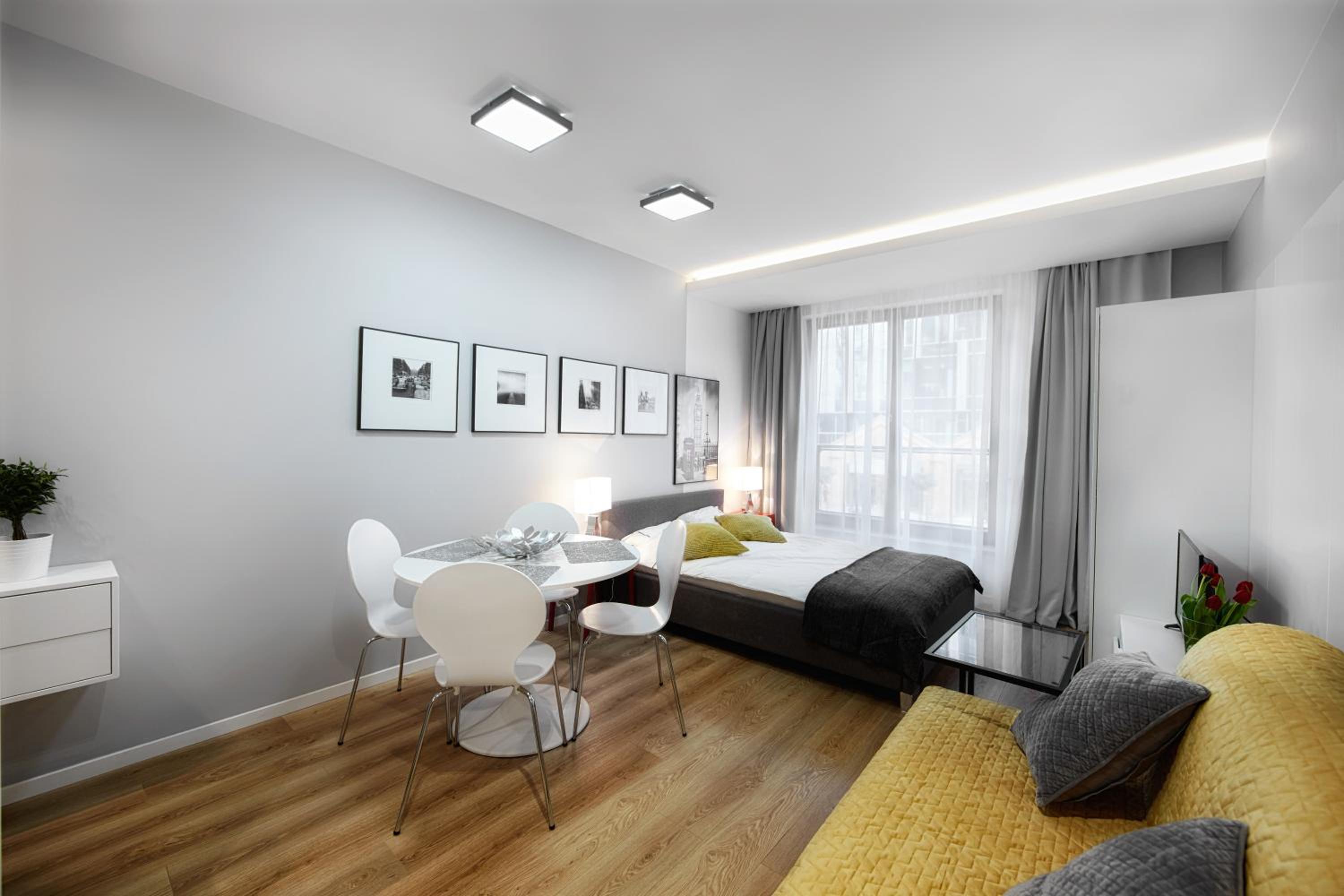 Studio Apartment