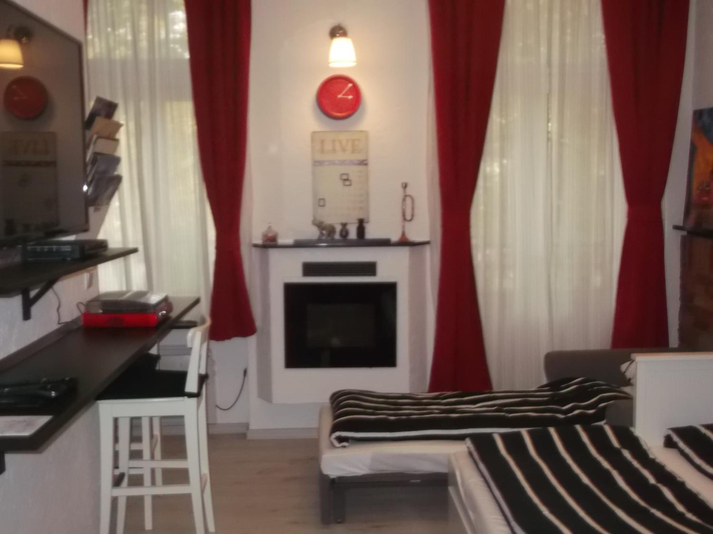 Studio Apartment - Photo 97
