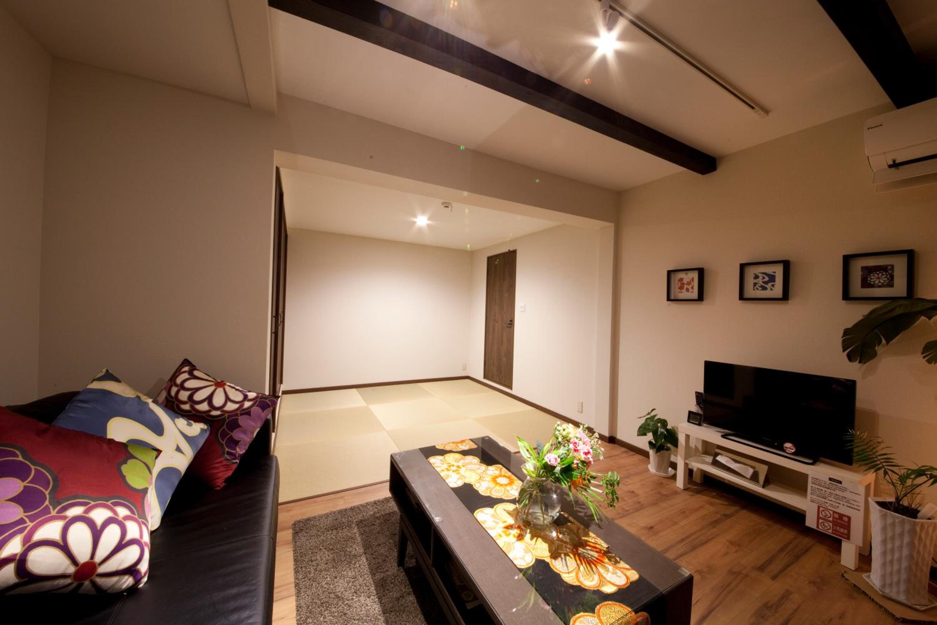 One-Bedroom Apartment - Photo 43