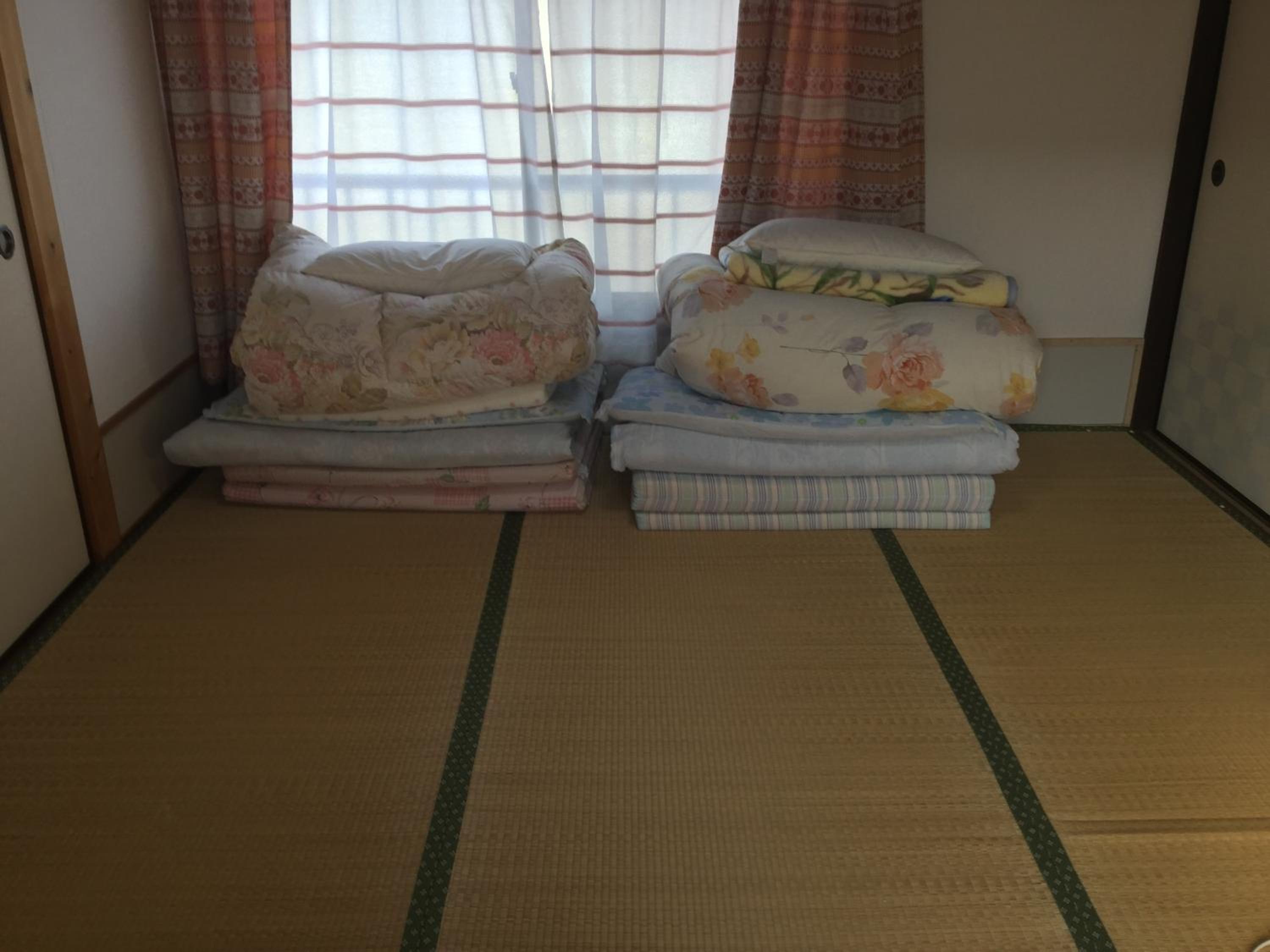 Japanese-Style Standard Twin Room with Shared Bathroom photo 1