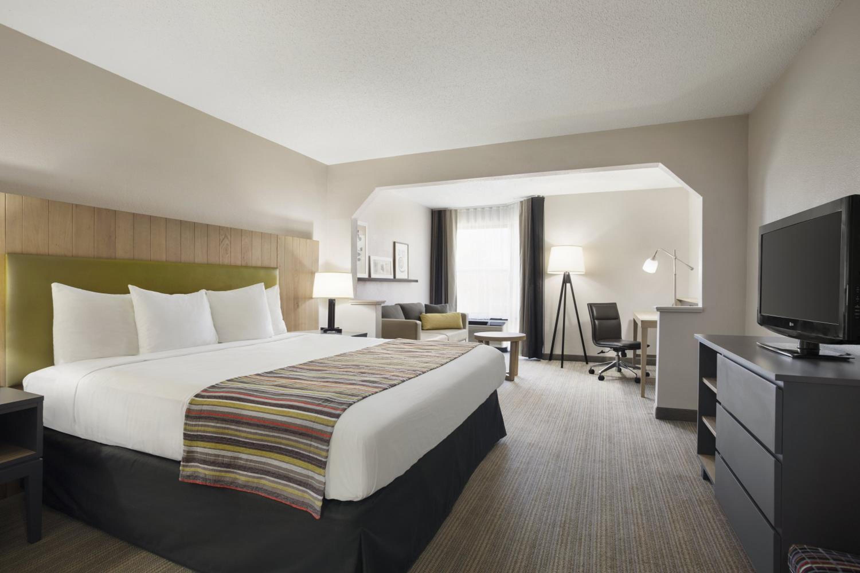 King Room - Disability Access/Non-Smoking - Photo 1