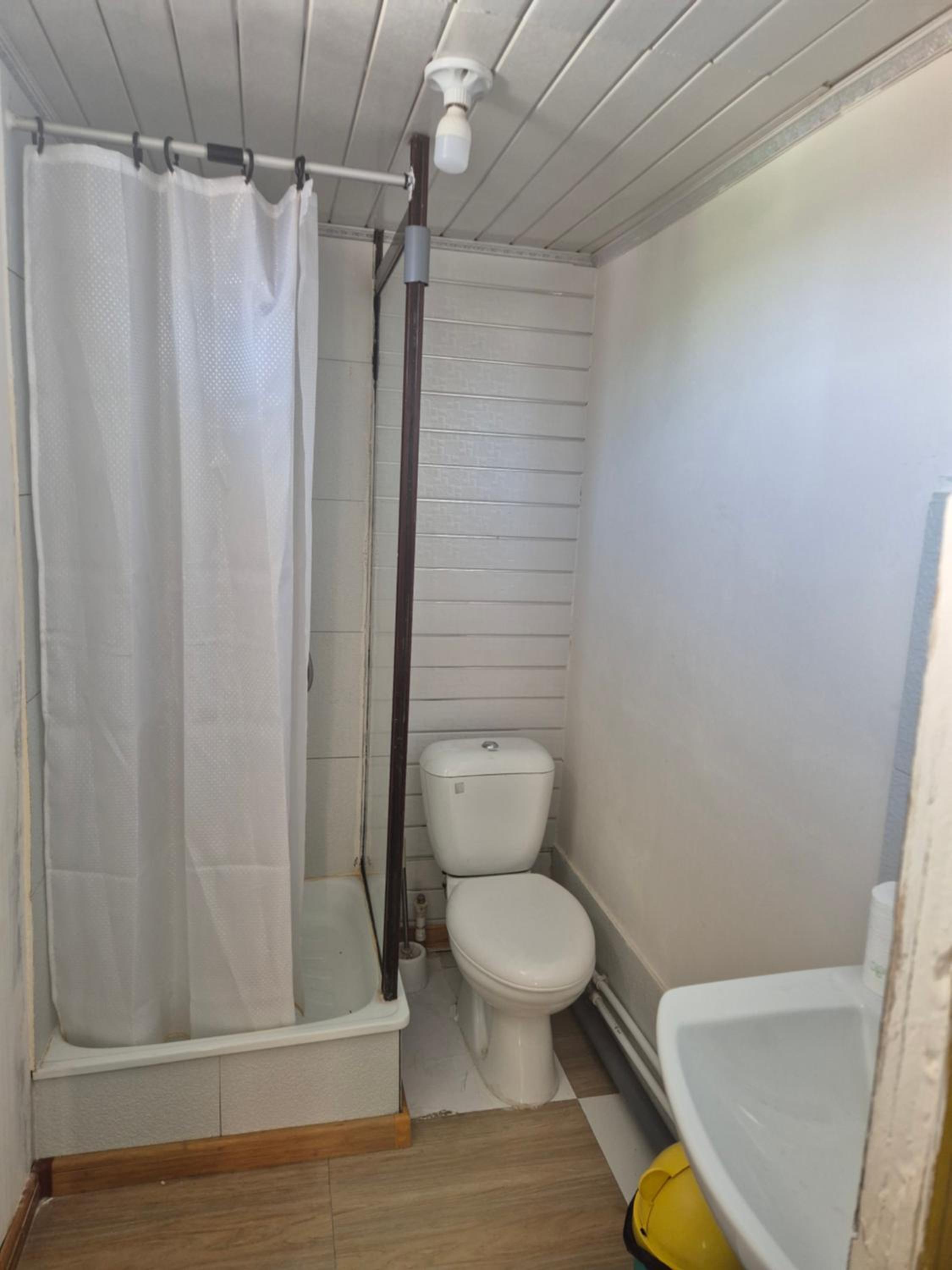 Single Room with Private Bathroom