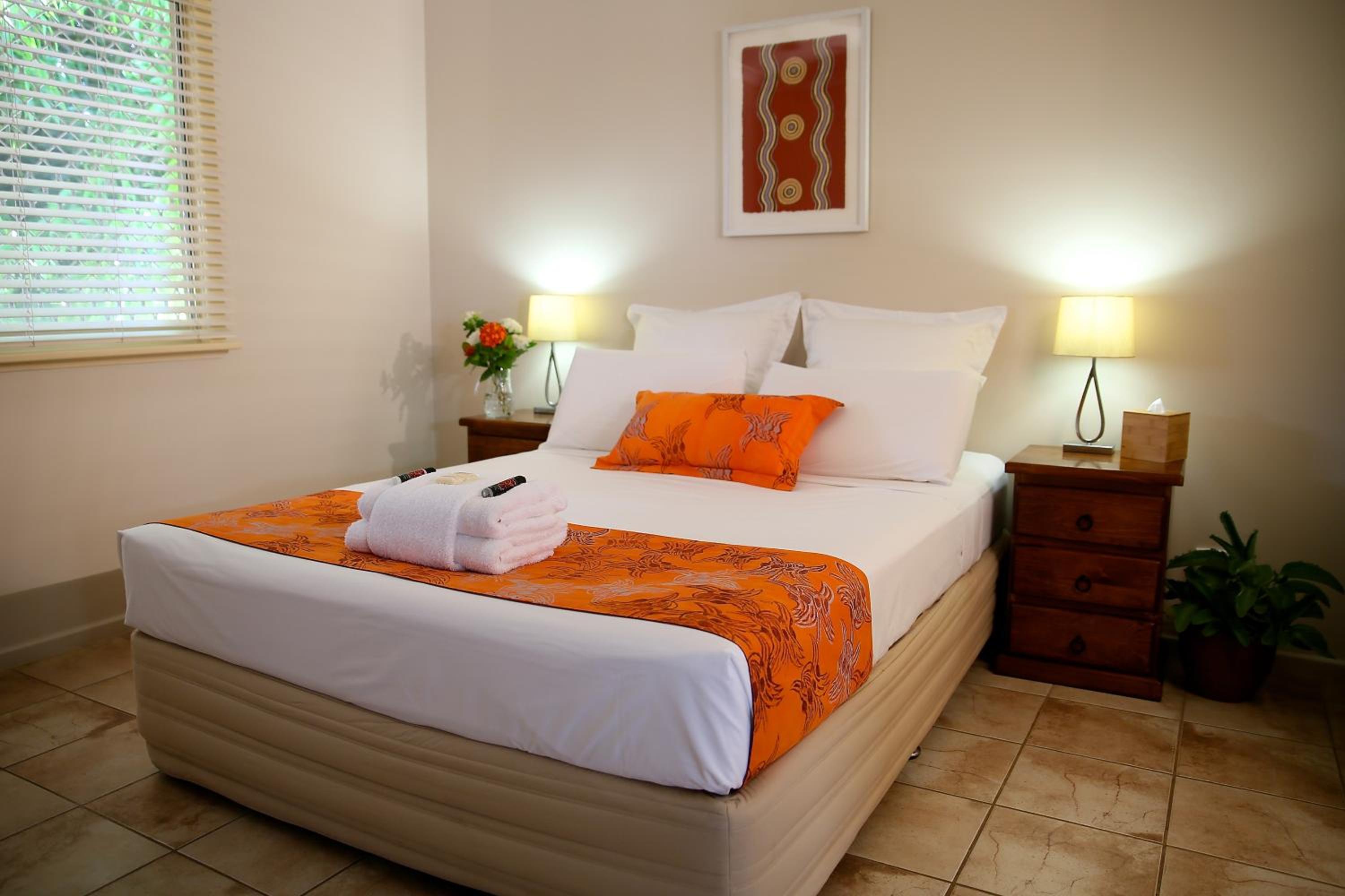 Standard Queen Room photo 3
