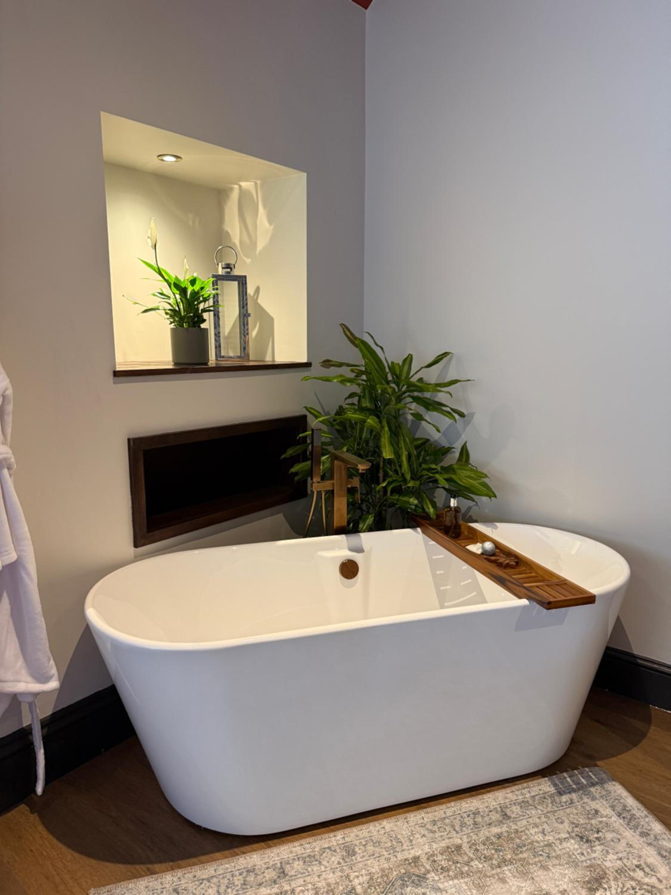 Deluxe Double Room with Bath photo 2