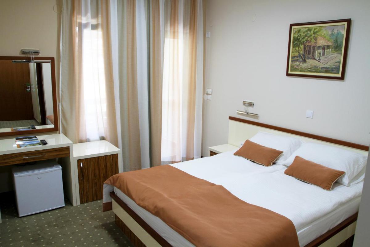 Deluxe Double Room photo 3
