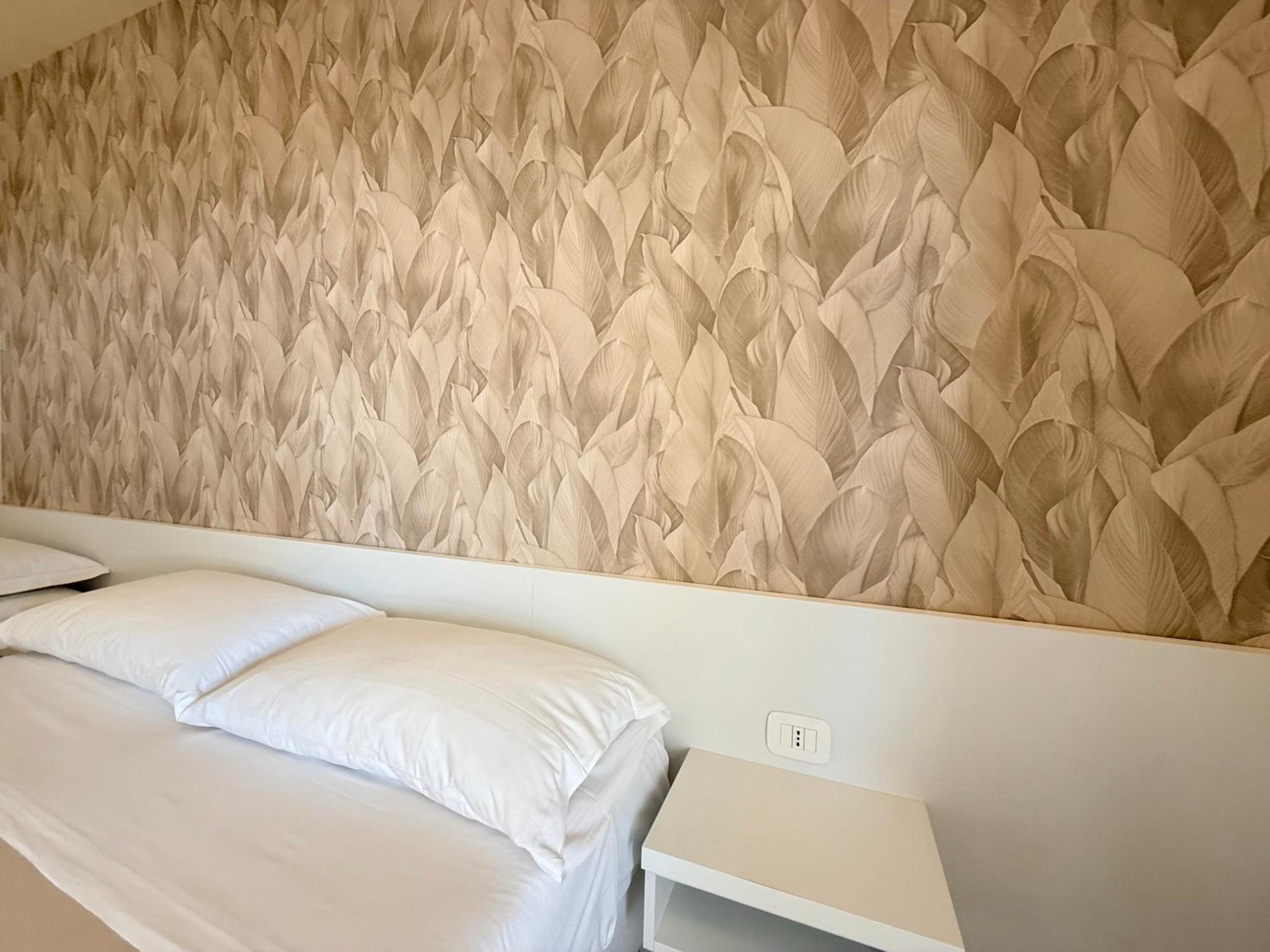 Deluxe Triple Room photo 3