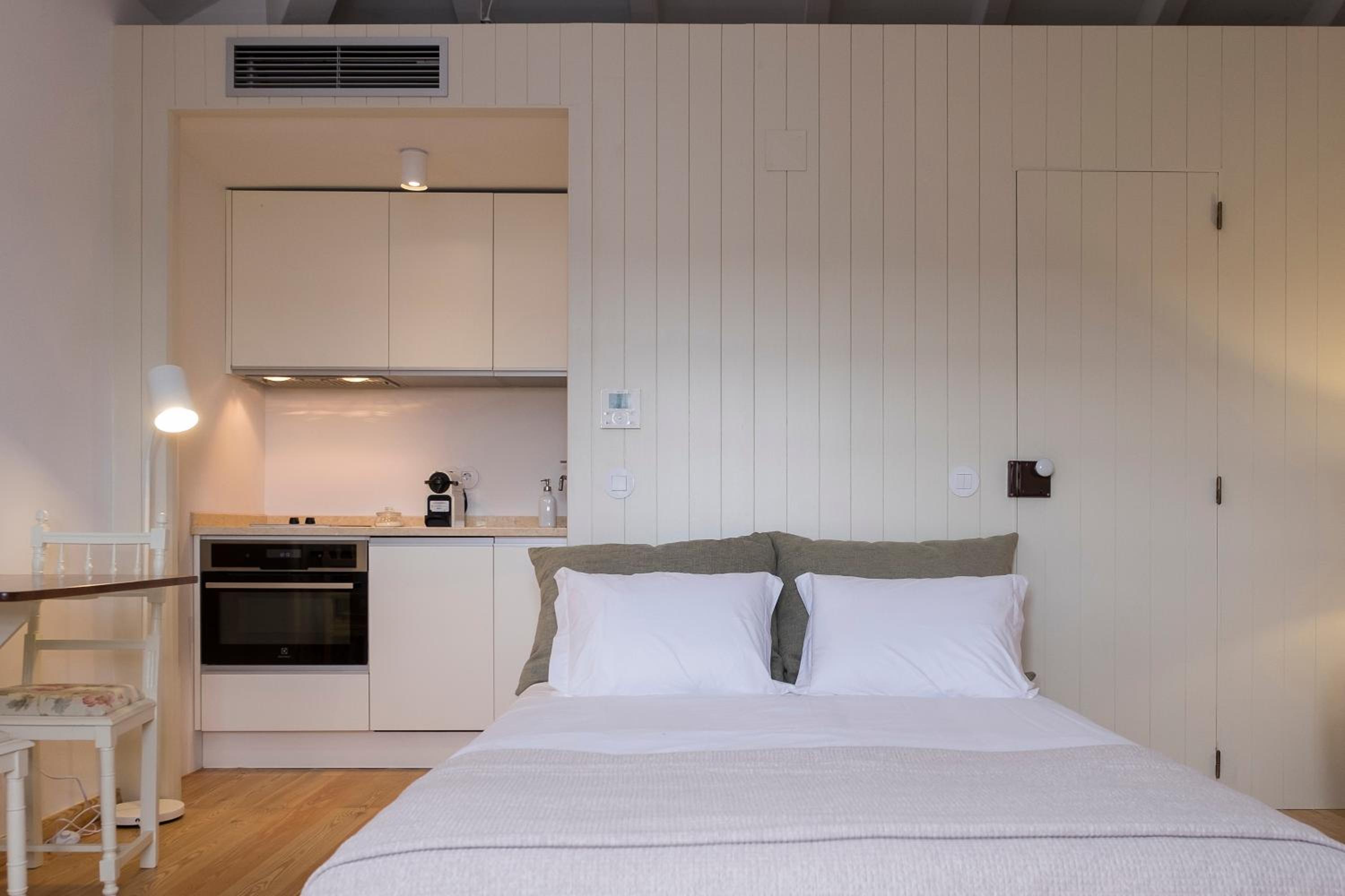 One-Bedroom House photo 3