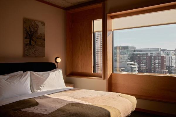 Double or Twin Room with City View