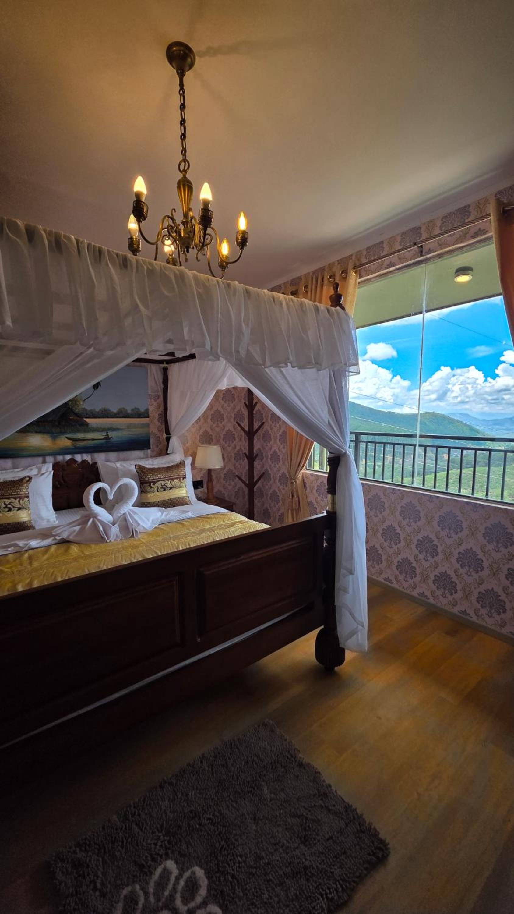 Family Room with Mountain View