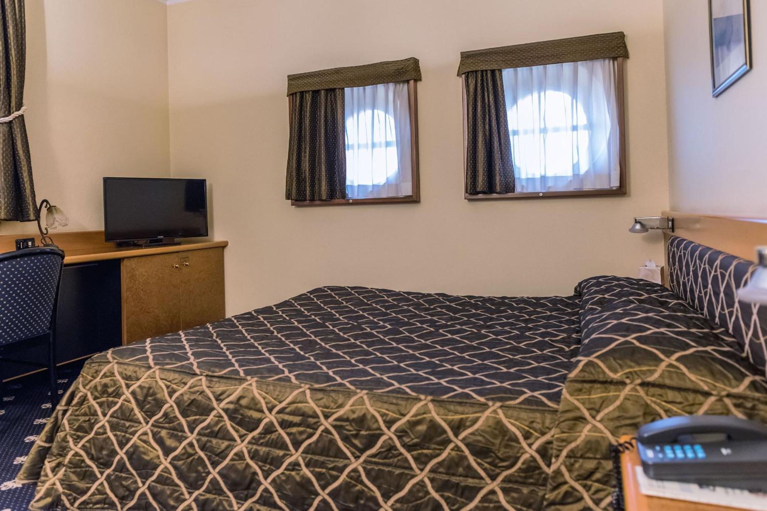 Double Room - Photo 1