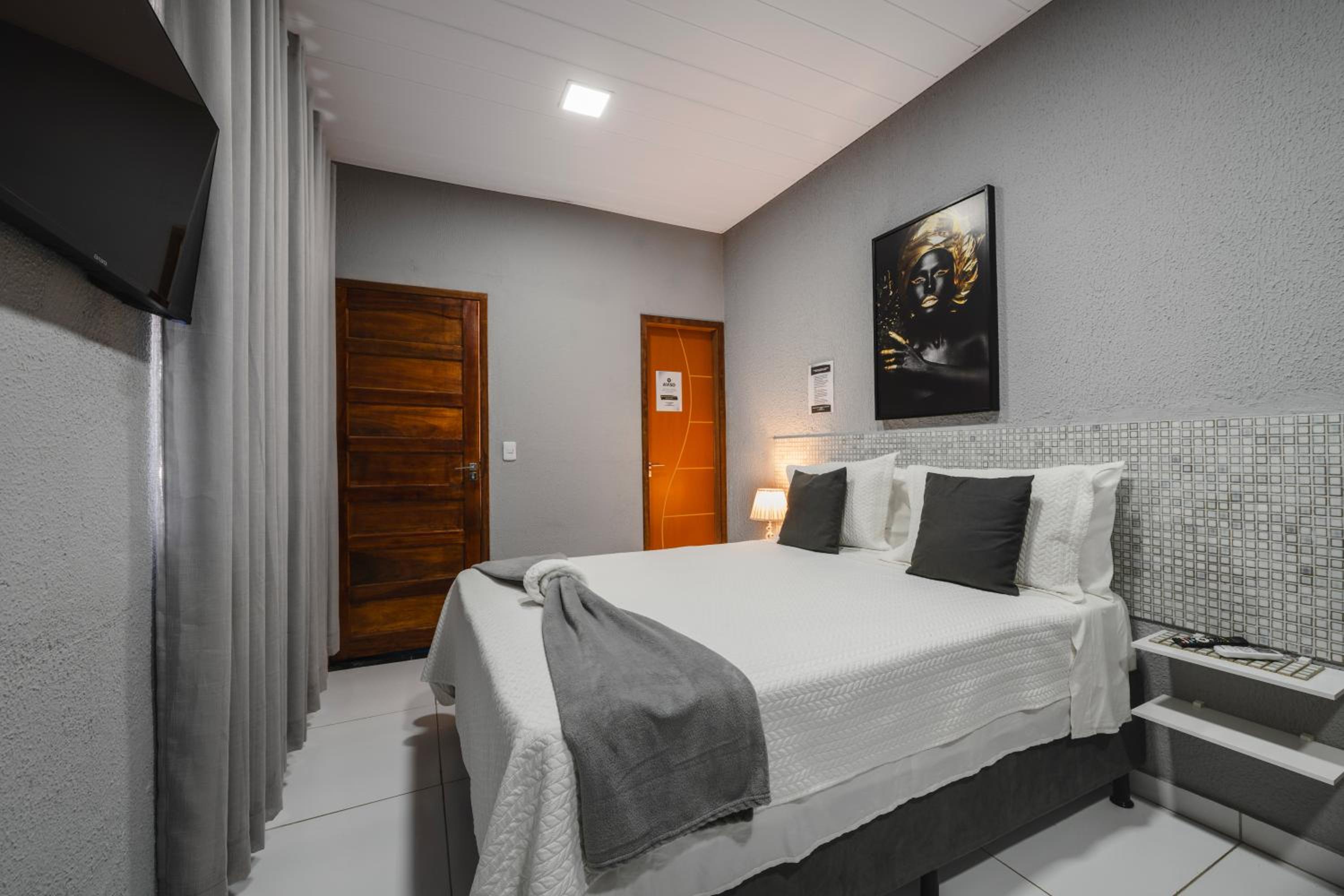 Deluxe Suite photo 1