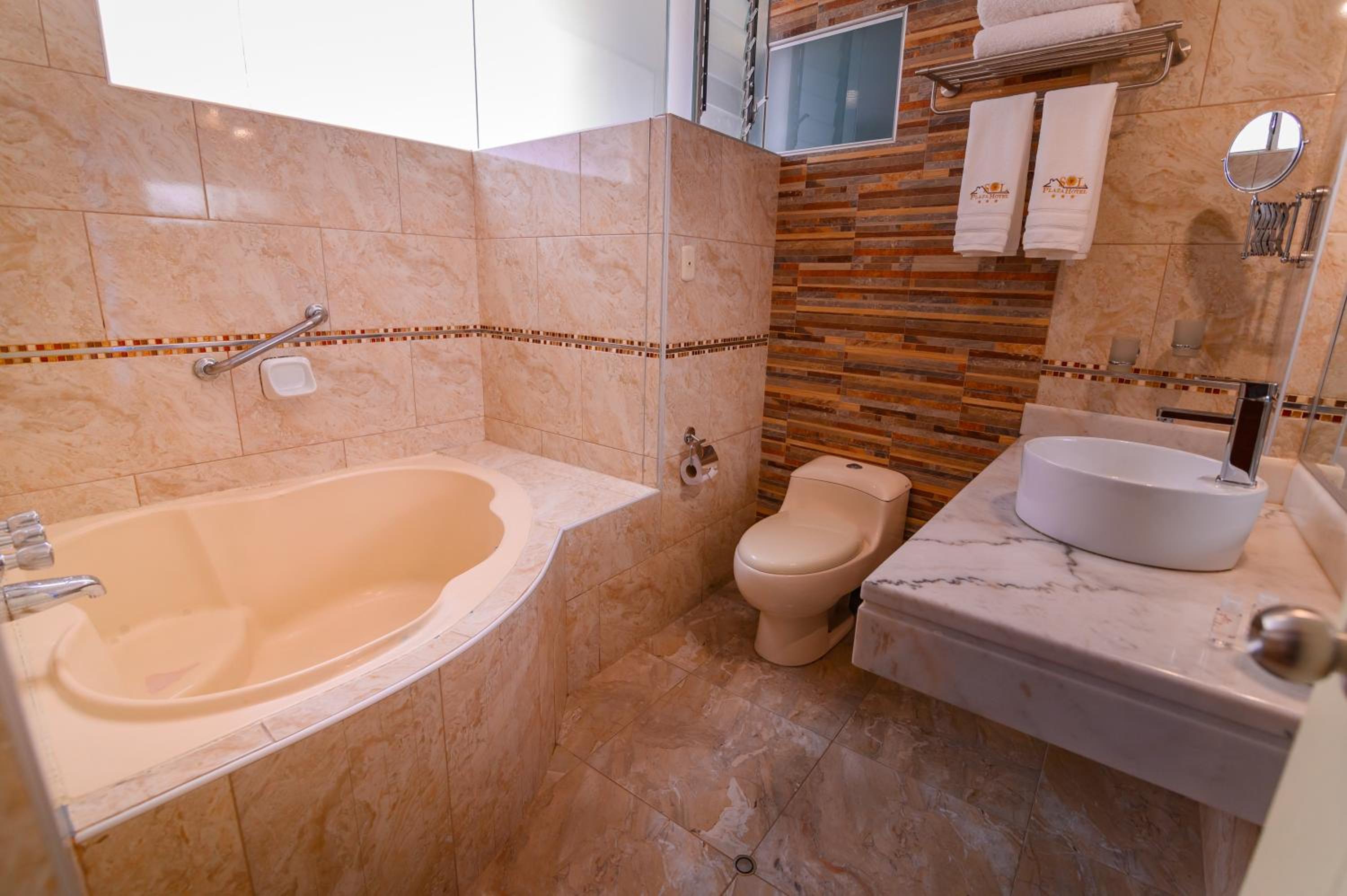 Deluxe Junior Suite photo 1