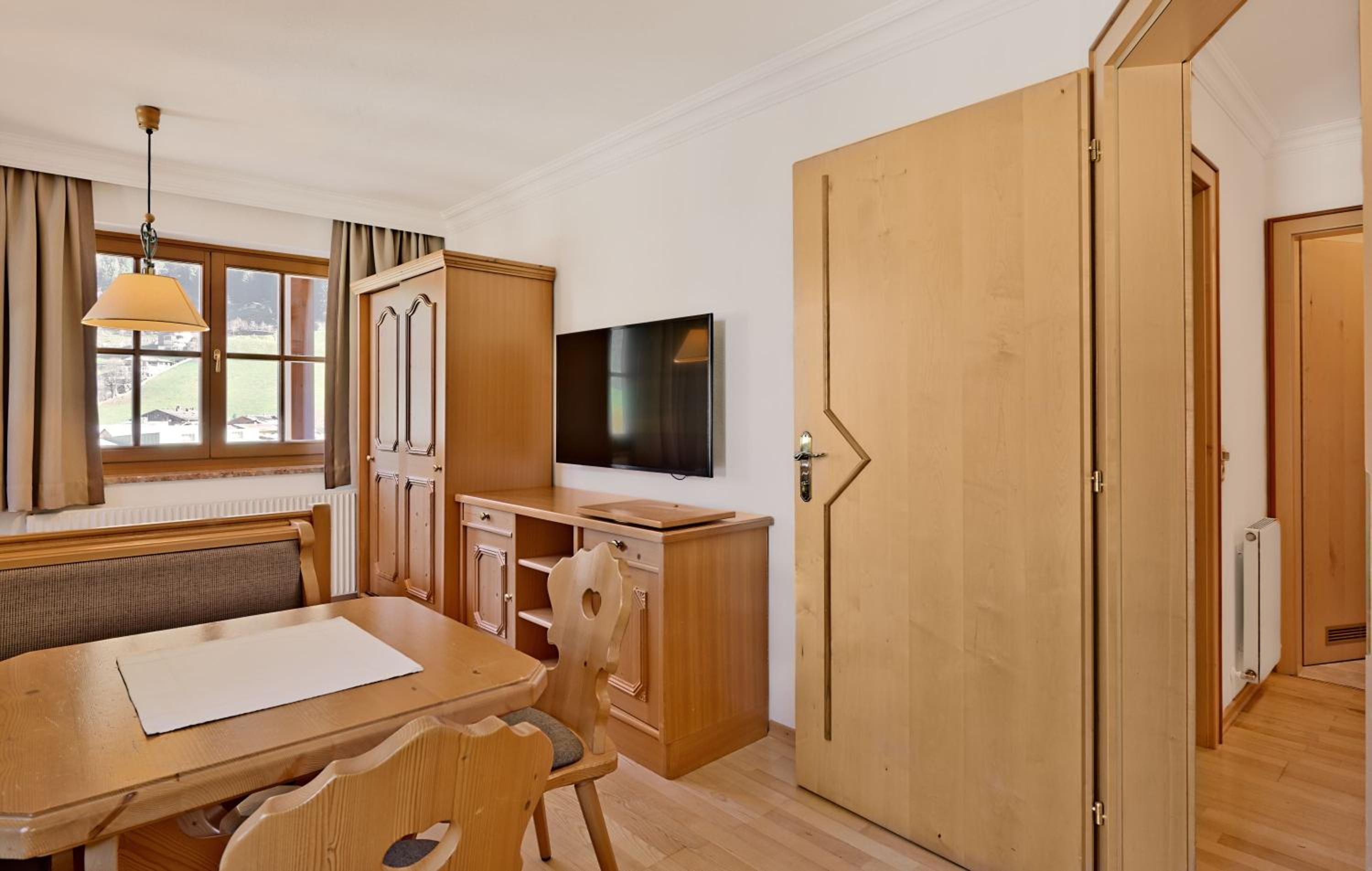 Apartment - Photo 1