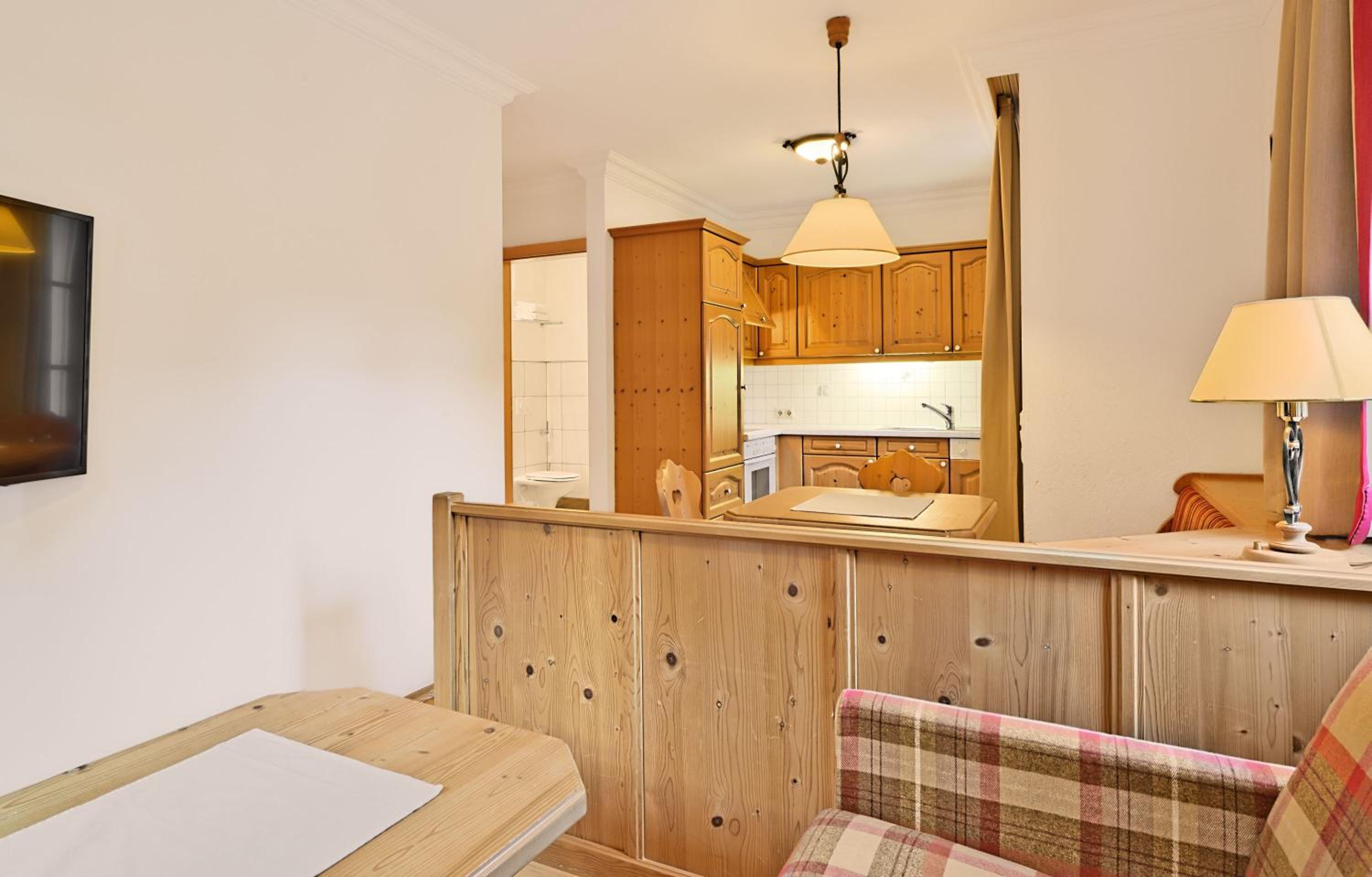 Two-Bedroom Apartment - Photo 2