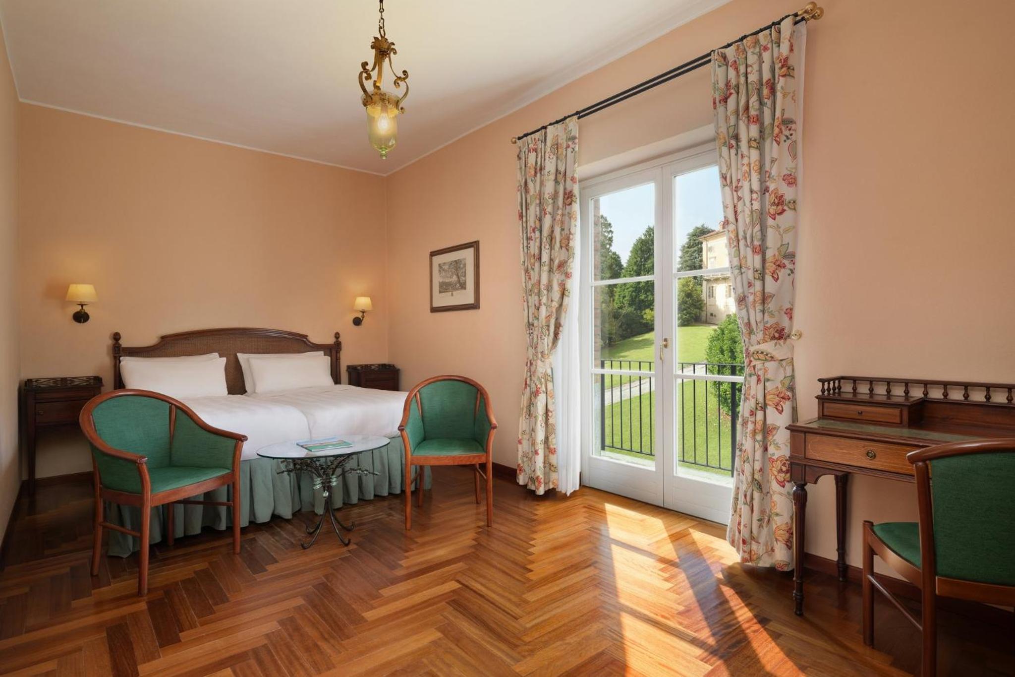 Classic Double Room