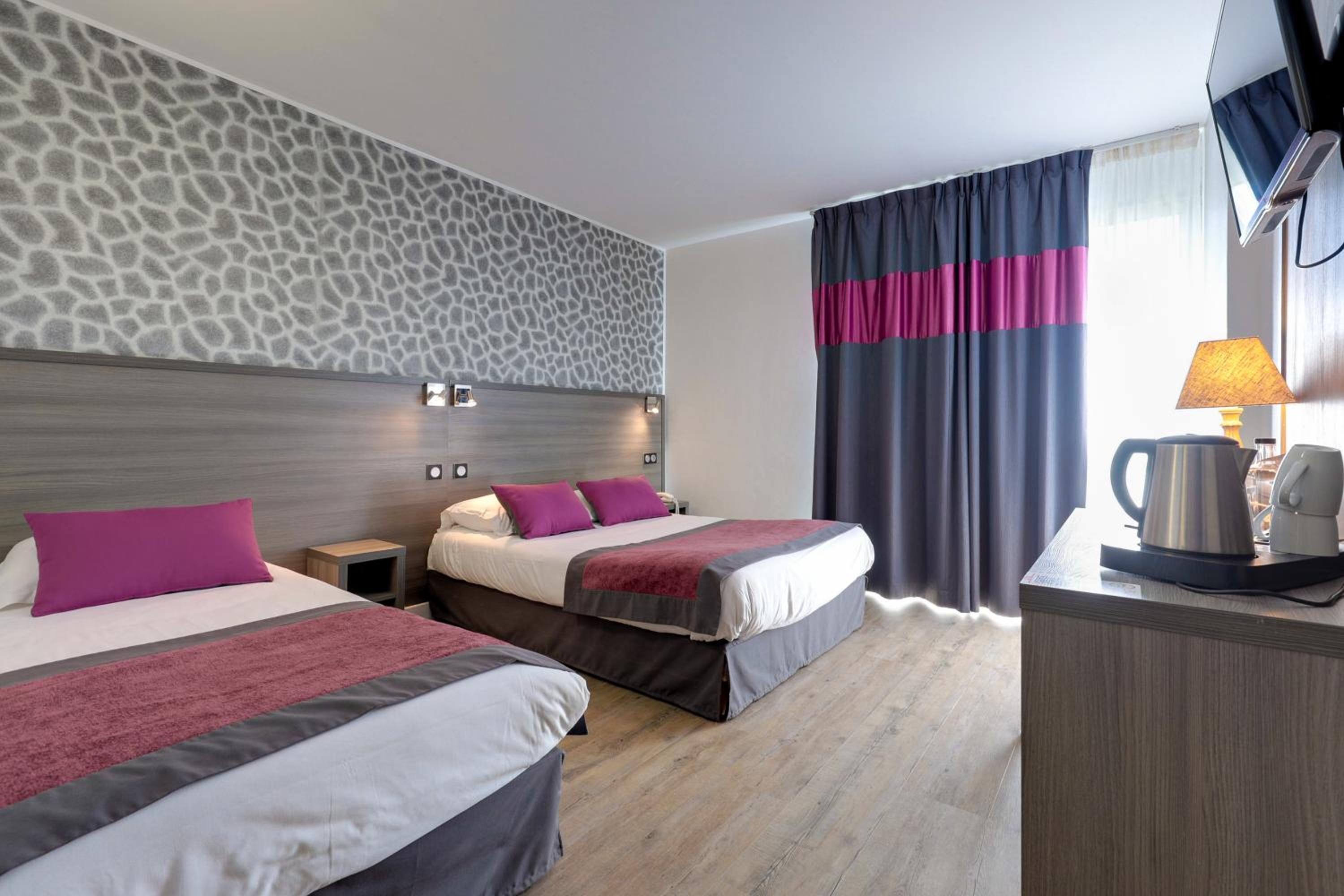 Triple Room - Photo 2