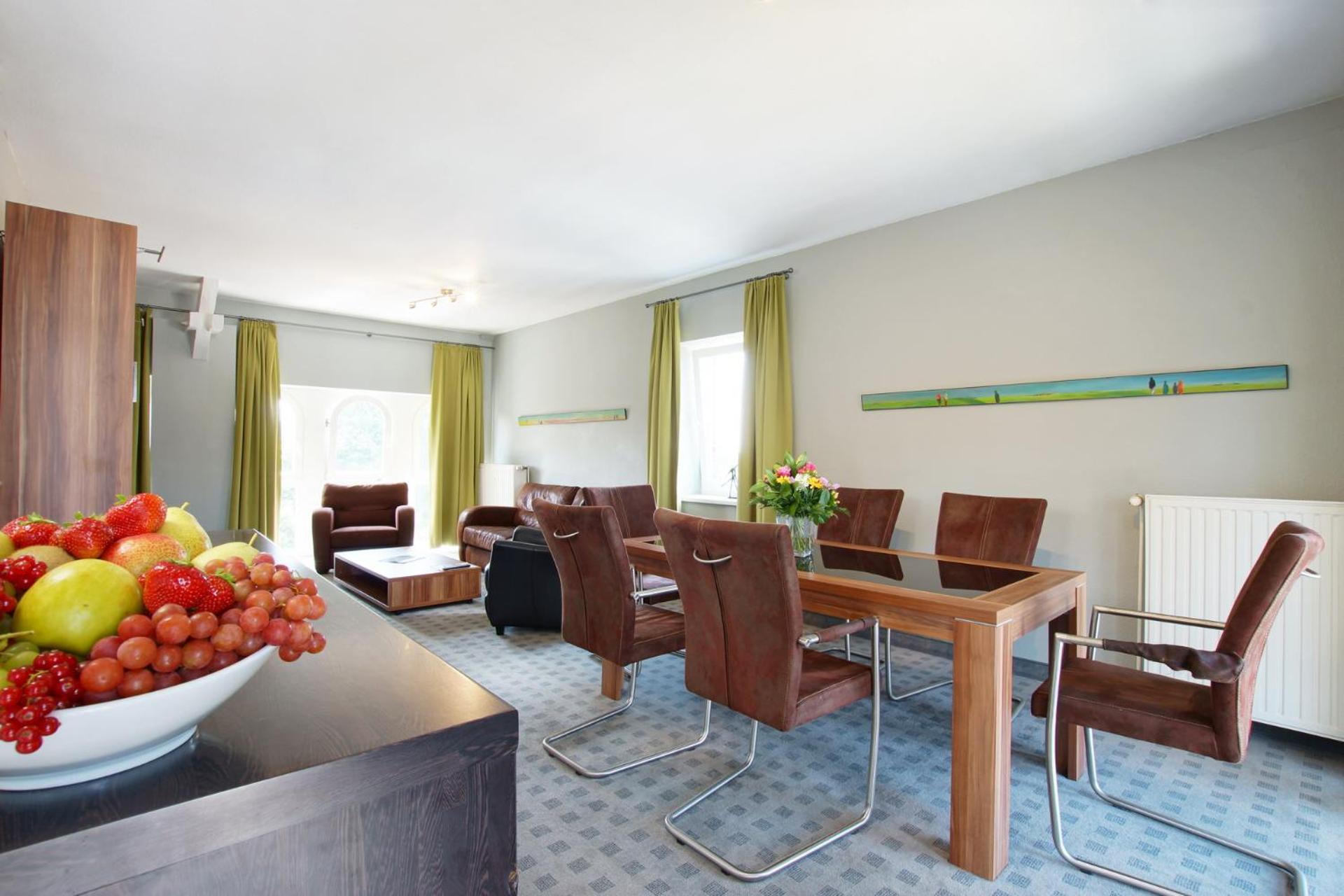 Penthouse Apartment photo 2