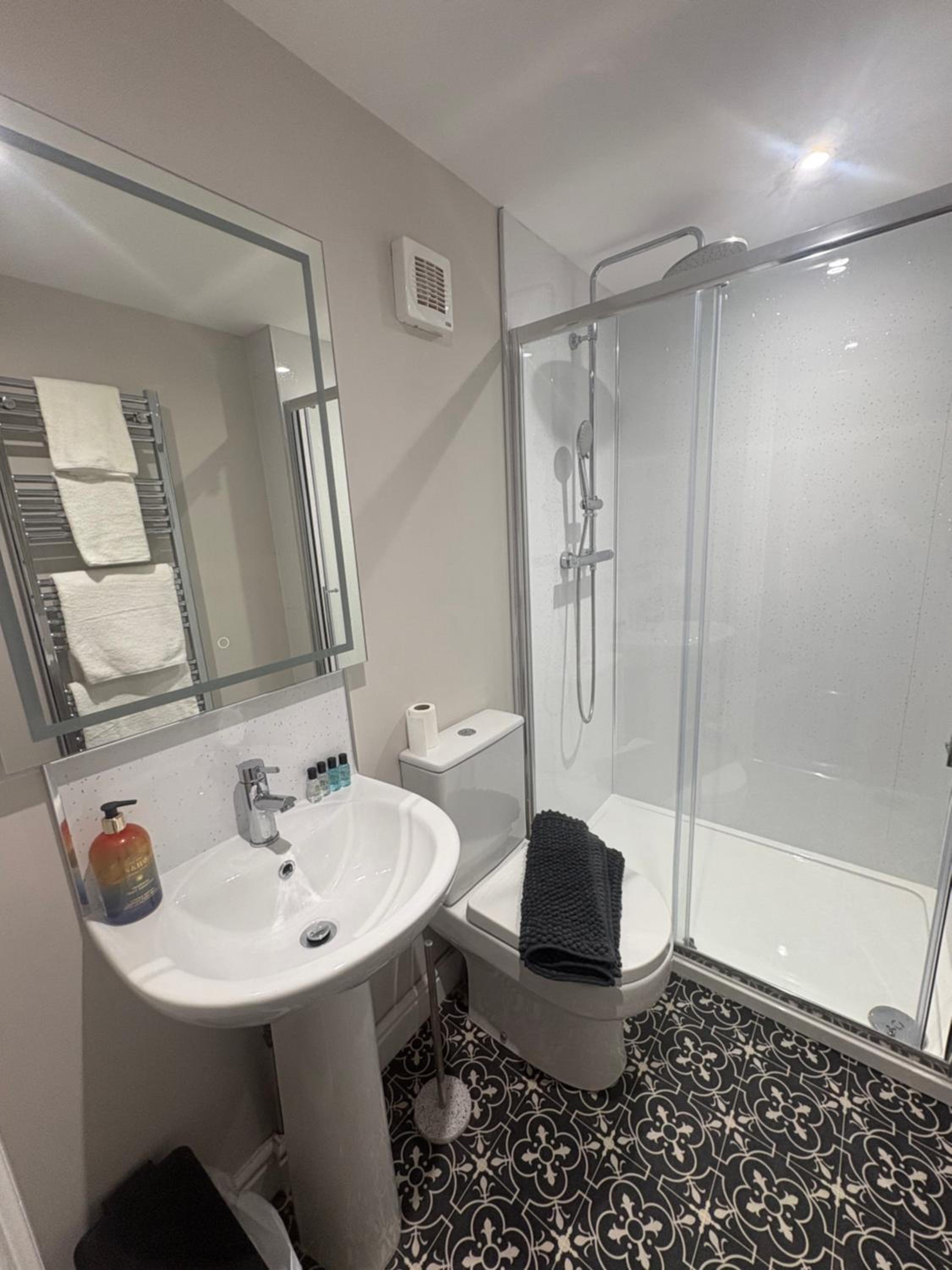 Superior Double or Twin Room photo 2