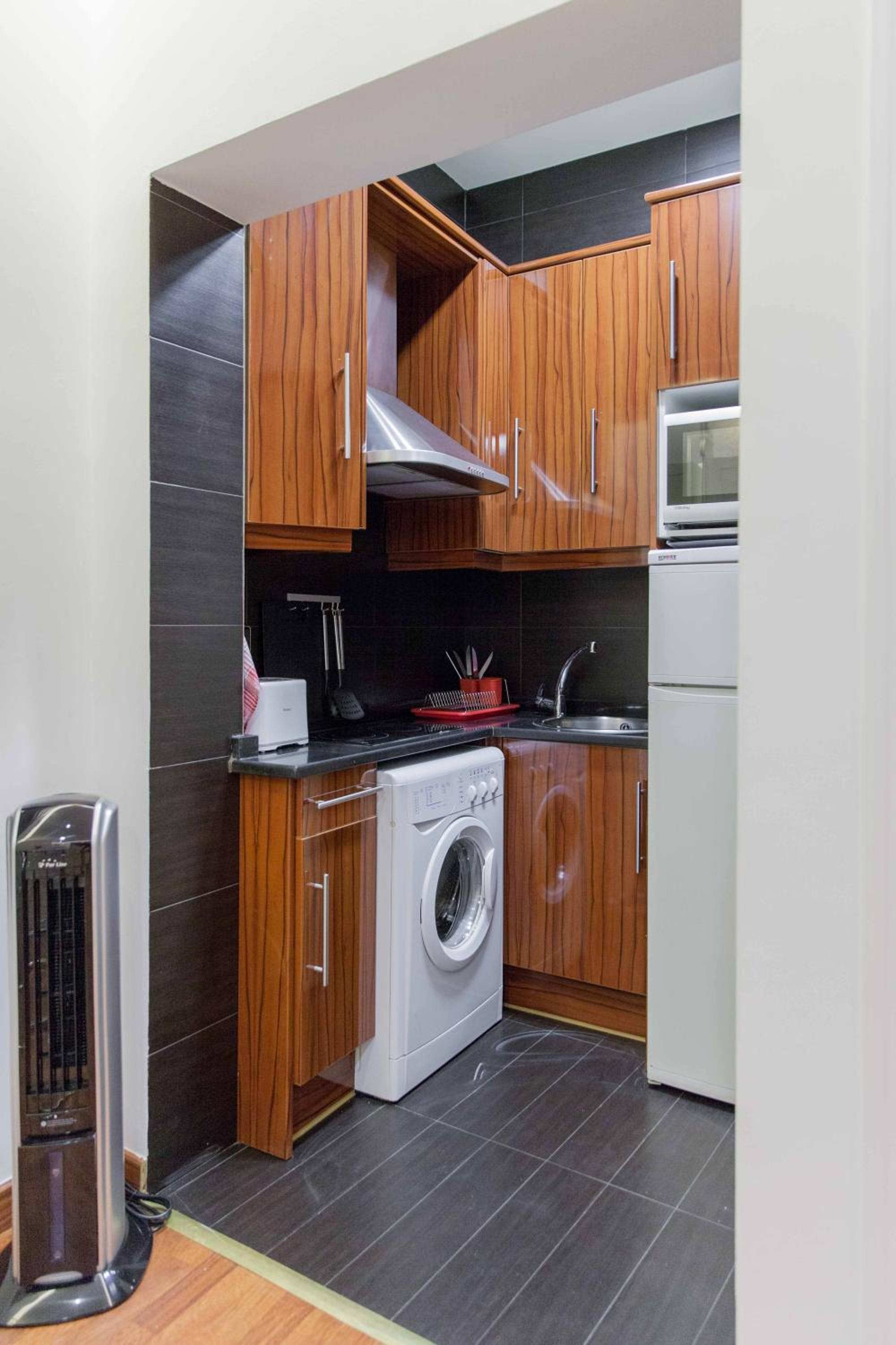 Studio Apartment photo 2