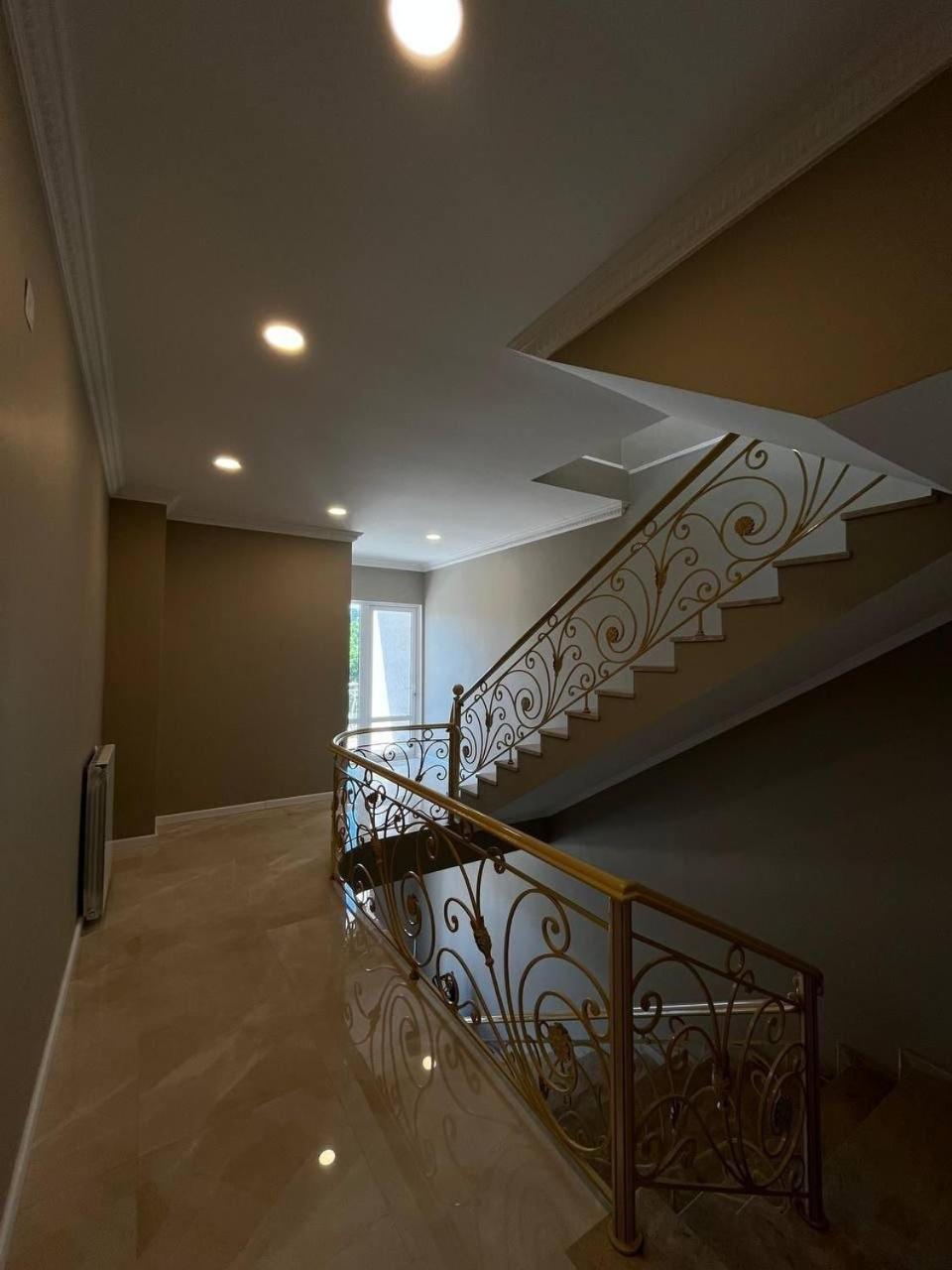 Classic Triple Room, Wing C photo 2