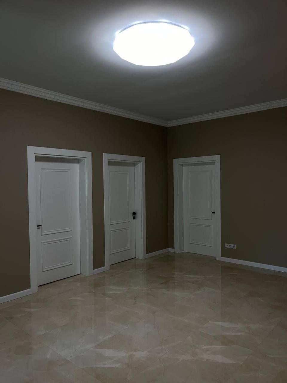 Classic Triple Room, Wing C photo 3