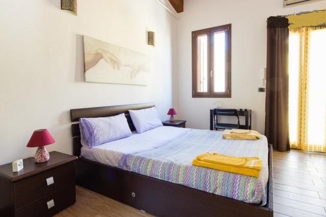 Apartment with Terrace - Photo 1