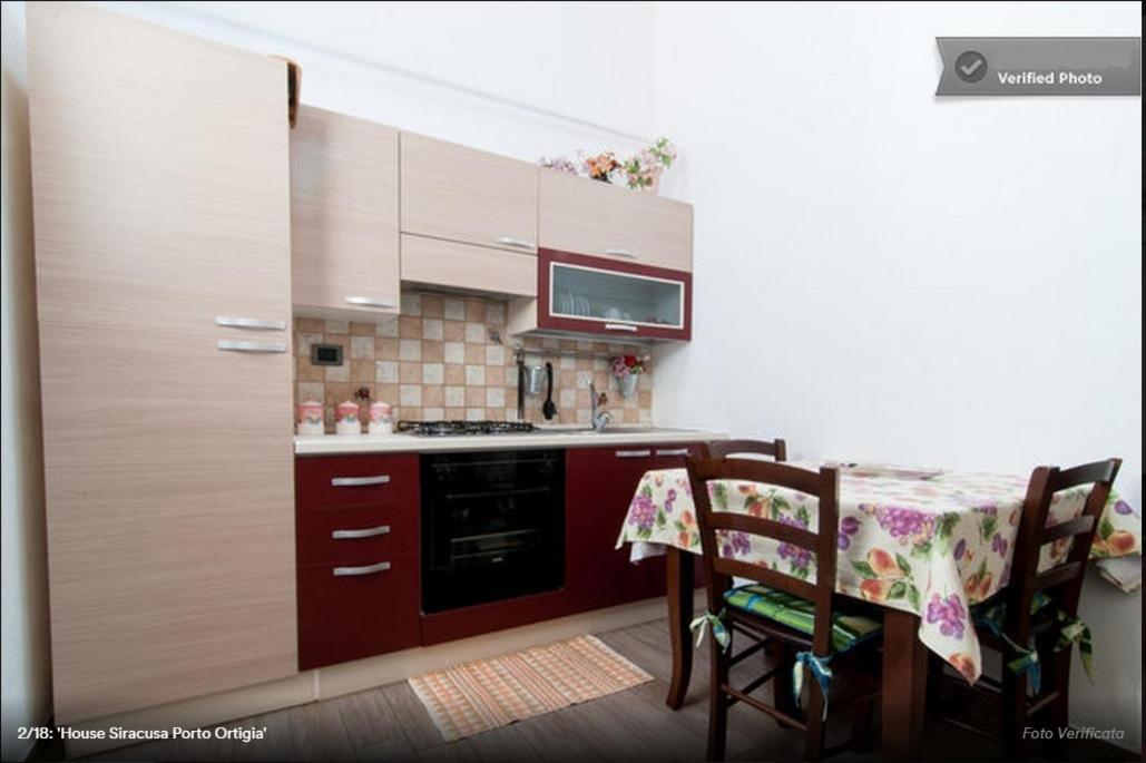 Apartment with Balcony - Photo 8