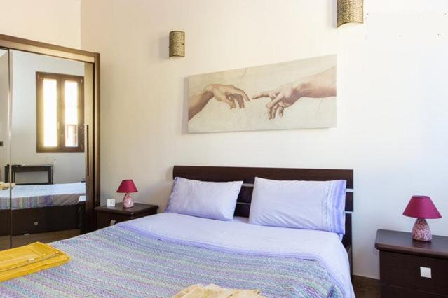 Apartment with Terrace - Photo 3