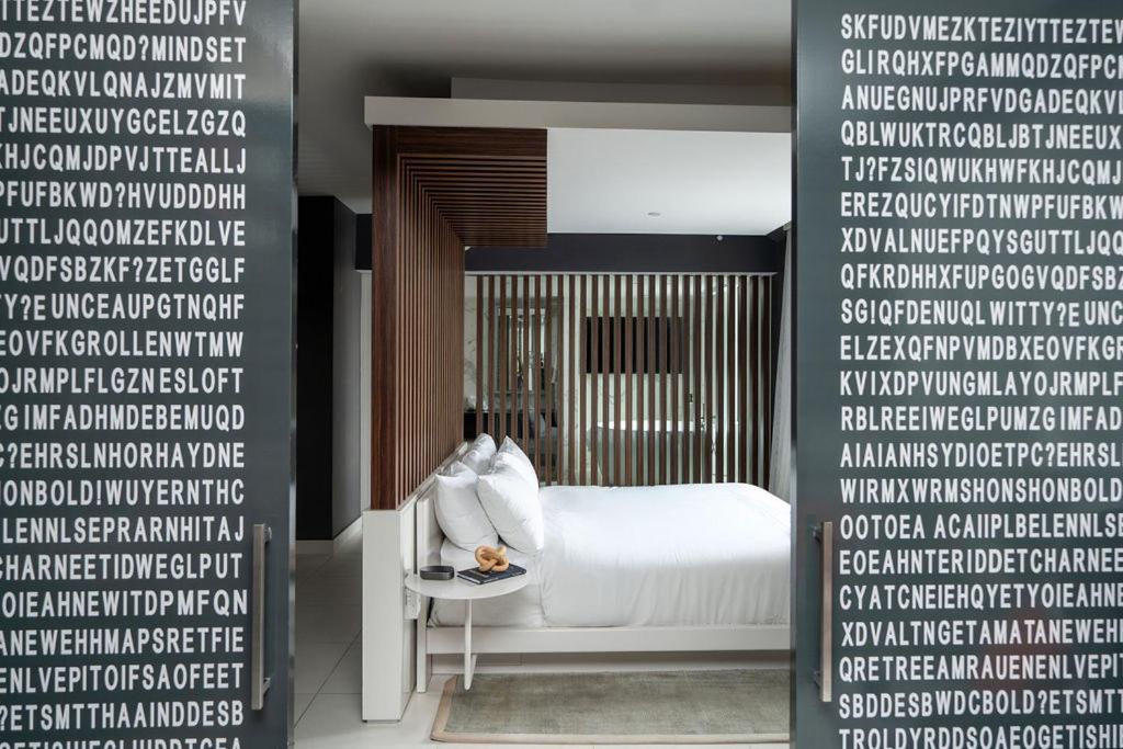 Suite - Photo 3