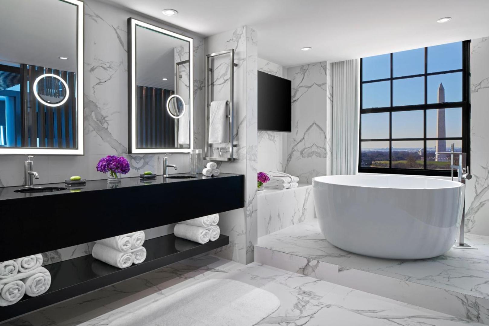 Suite - Photo 2