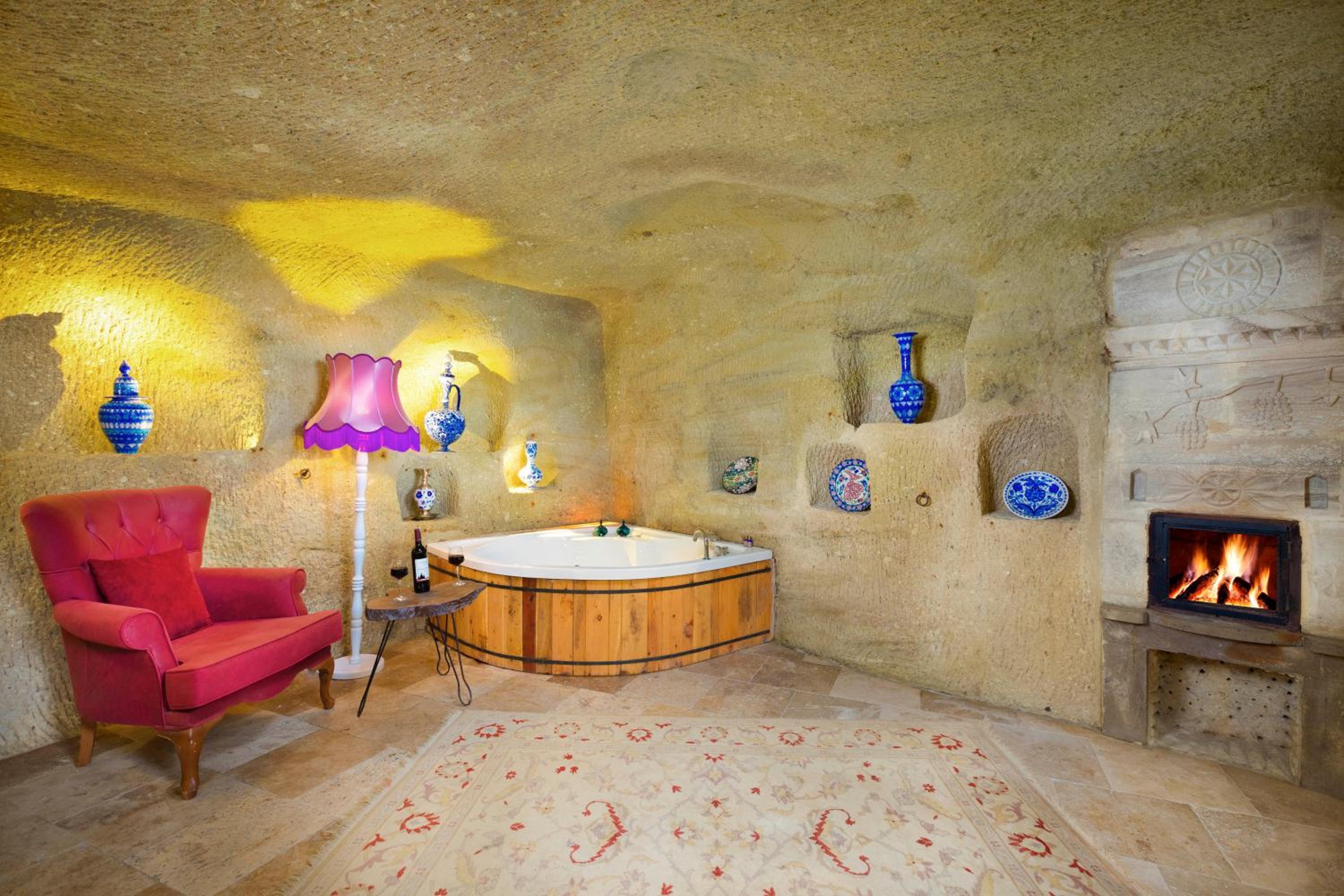 Queen Room with Spa Bath