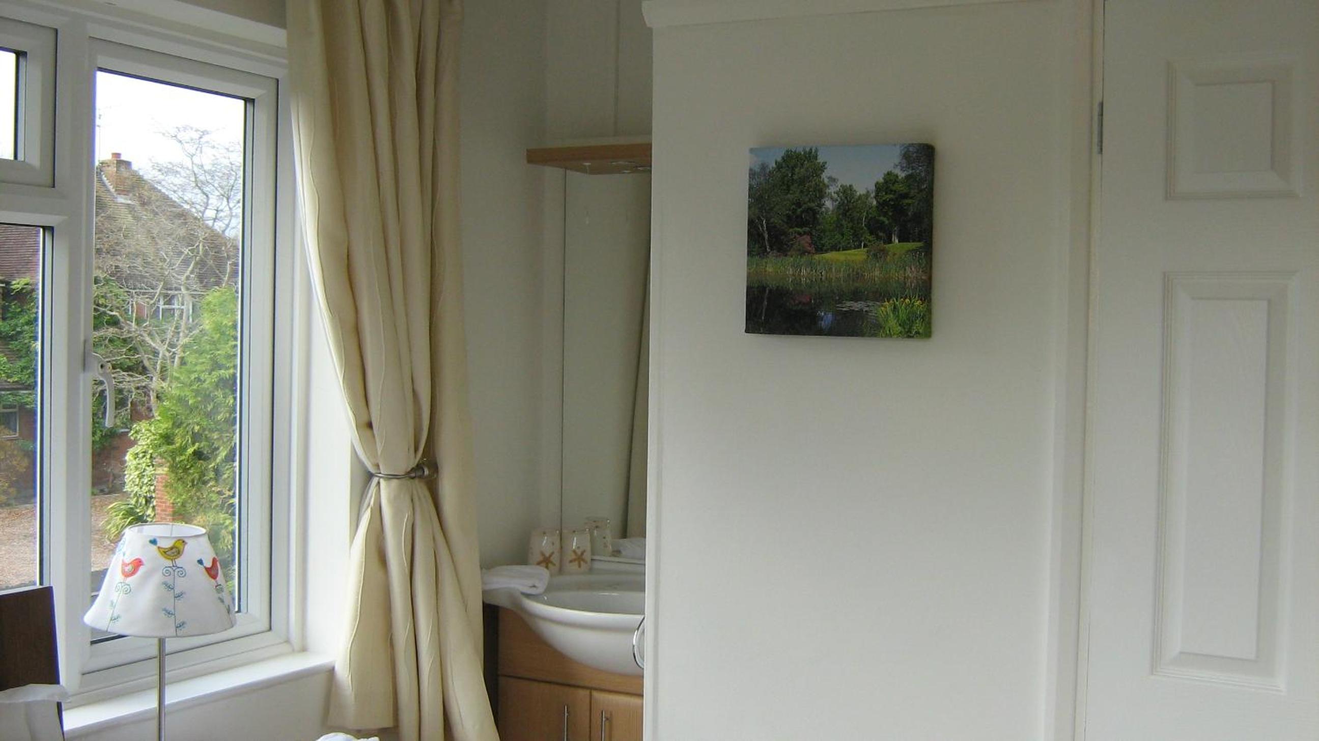 Single Room photo 2