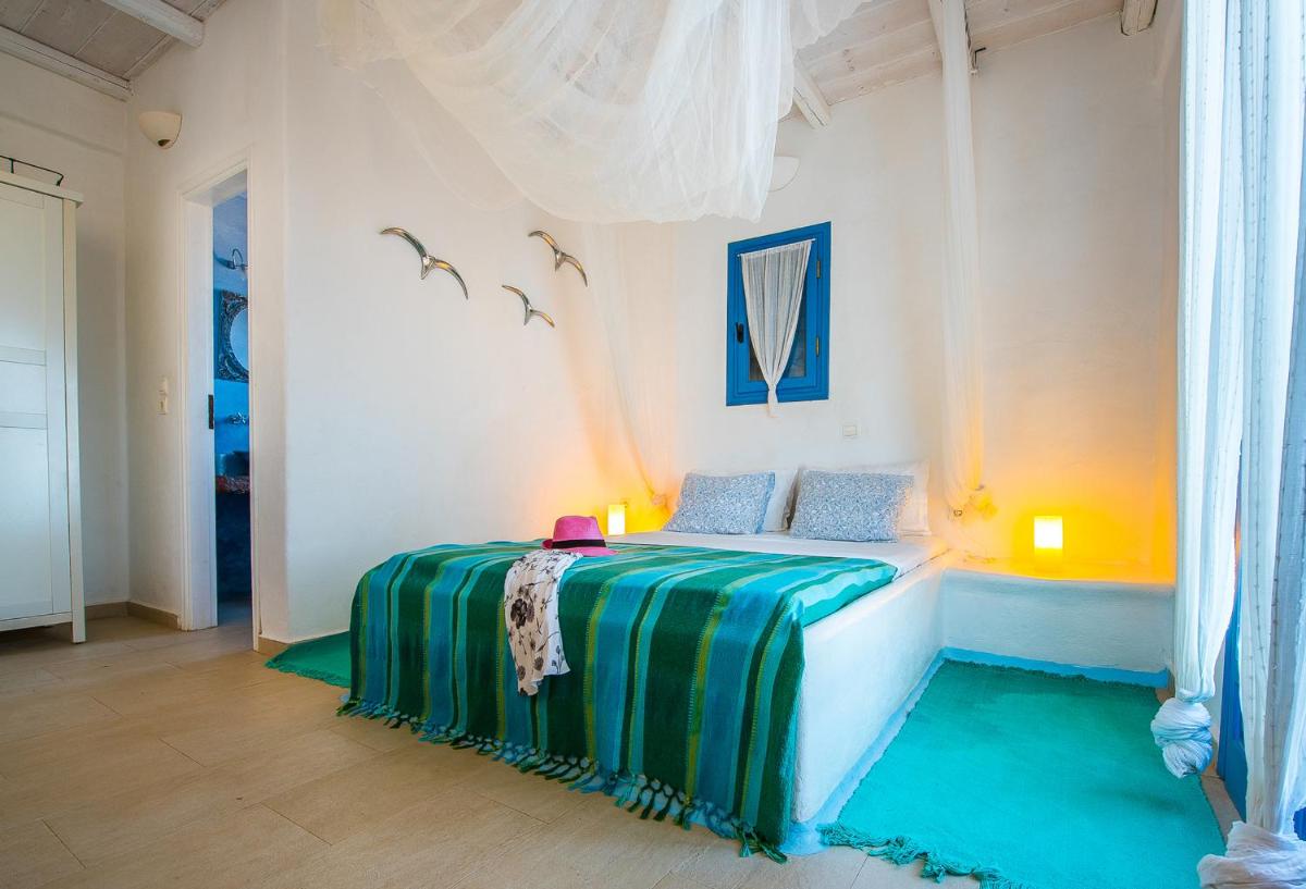 Junior Suite with Sea View - Photo 2