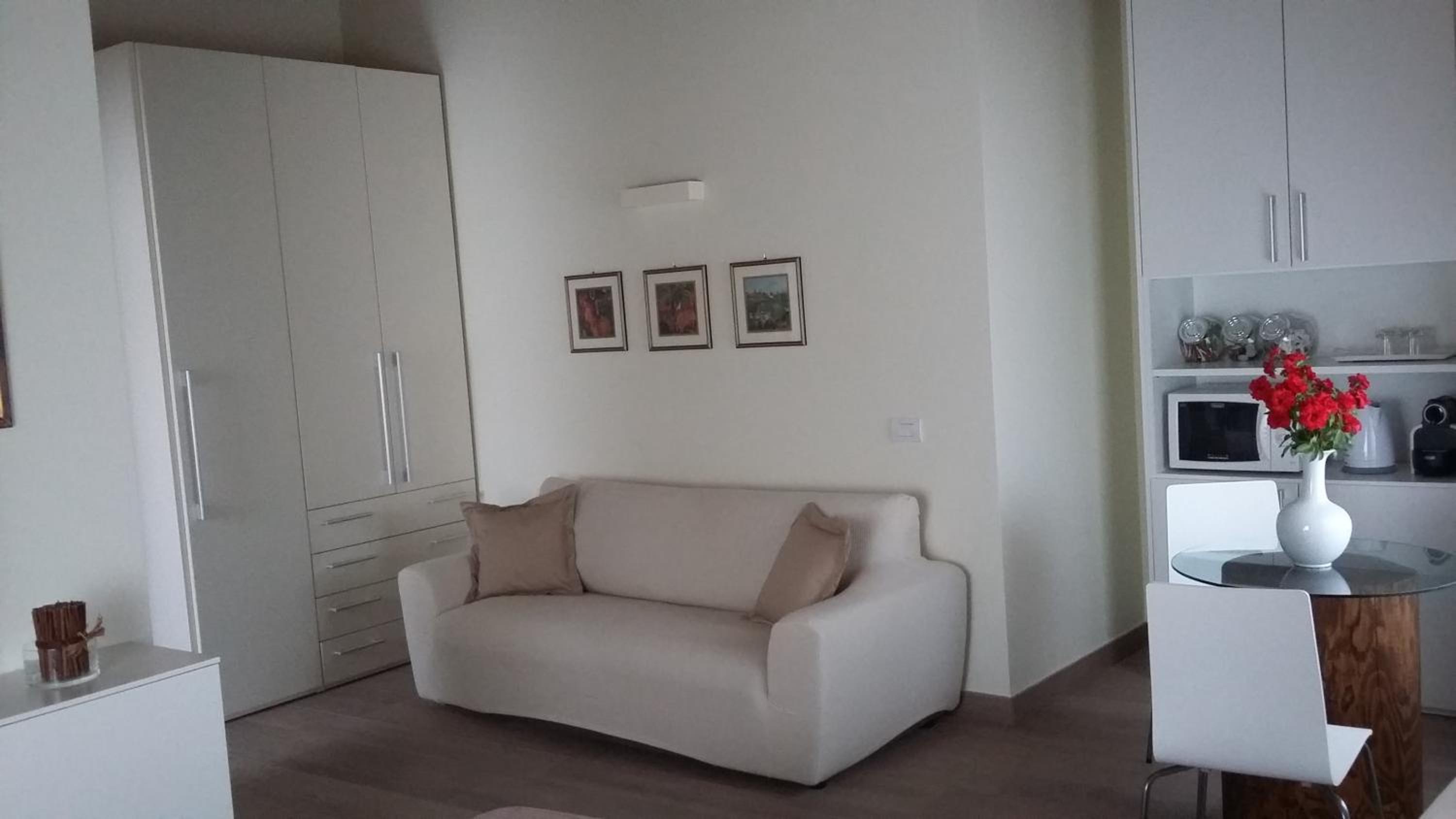 Double Room - Photo 5