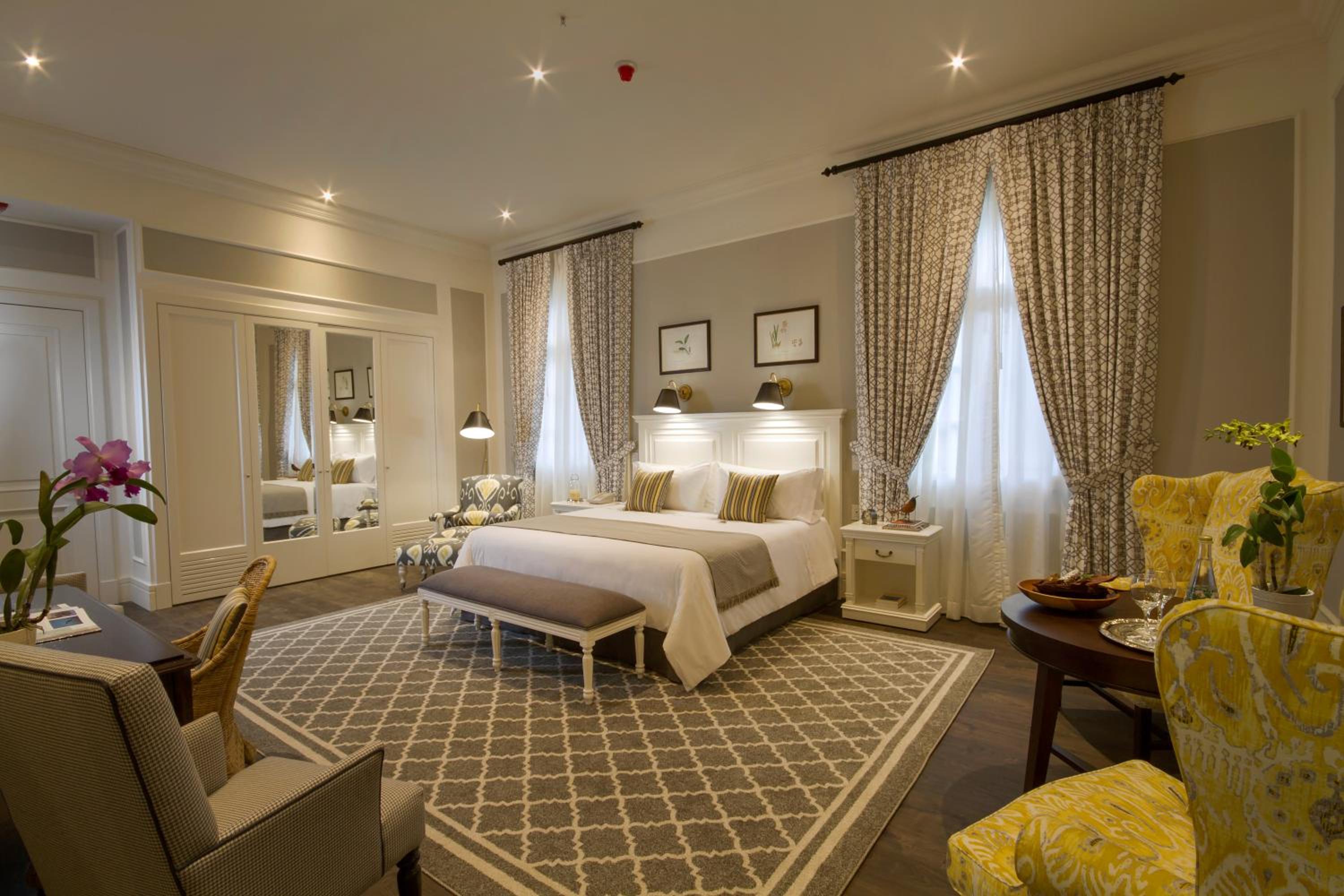 Deluxe Suite photo 3