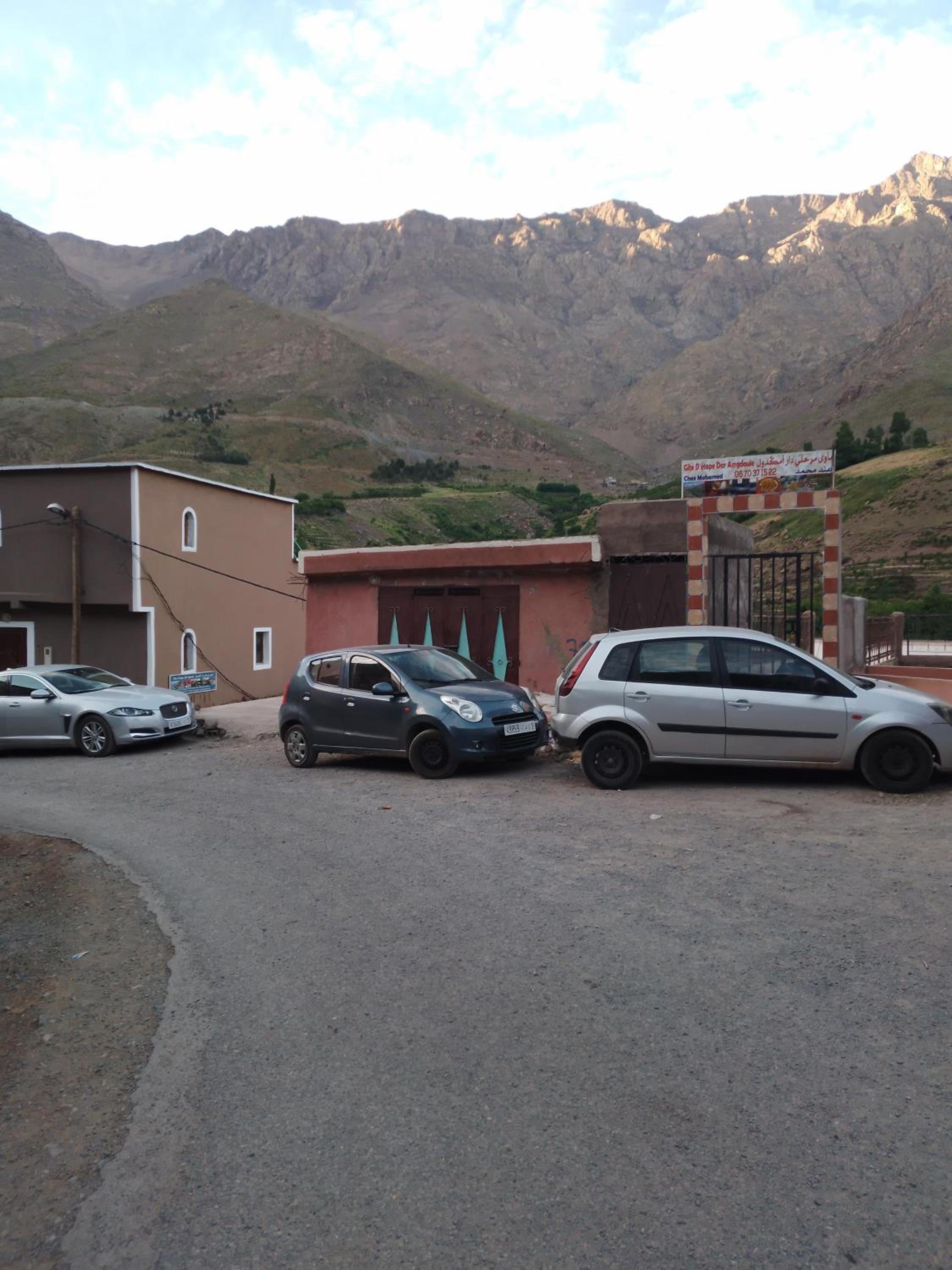 Quadruple Room with Mountain View photo 3