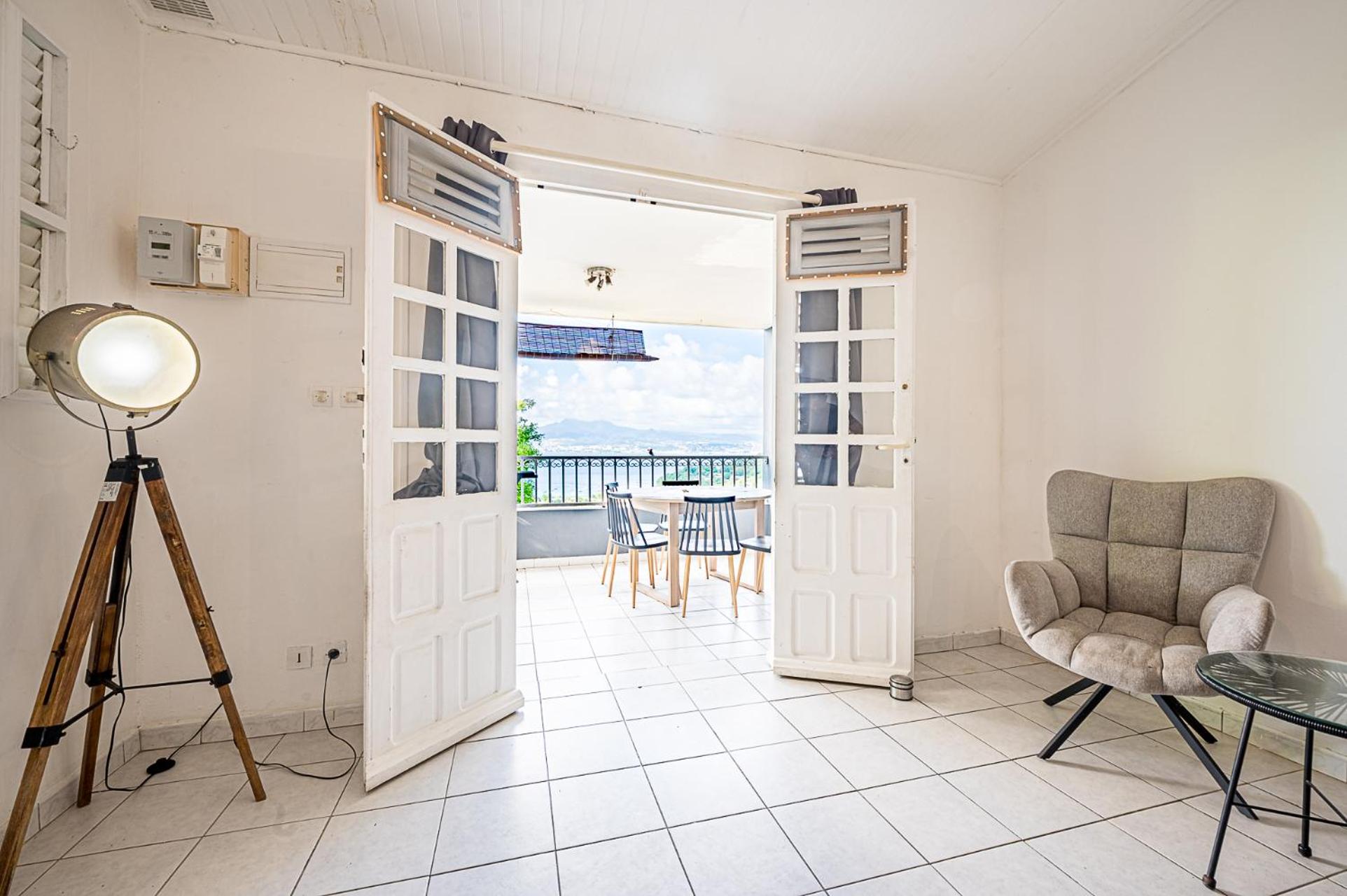 Two-Bedroom Apartment with Sea View photo 2