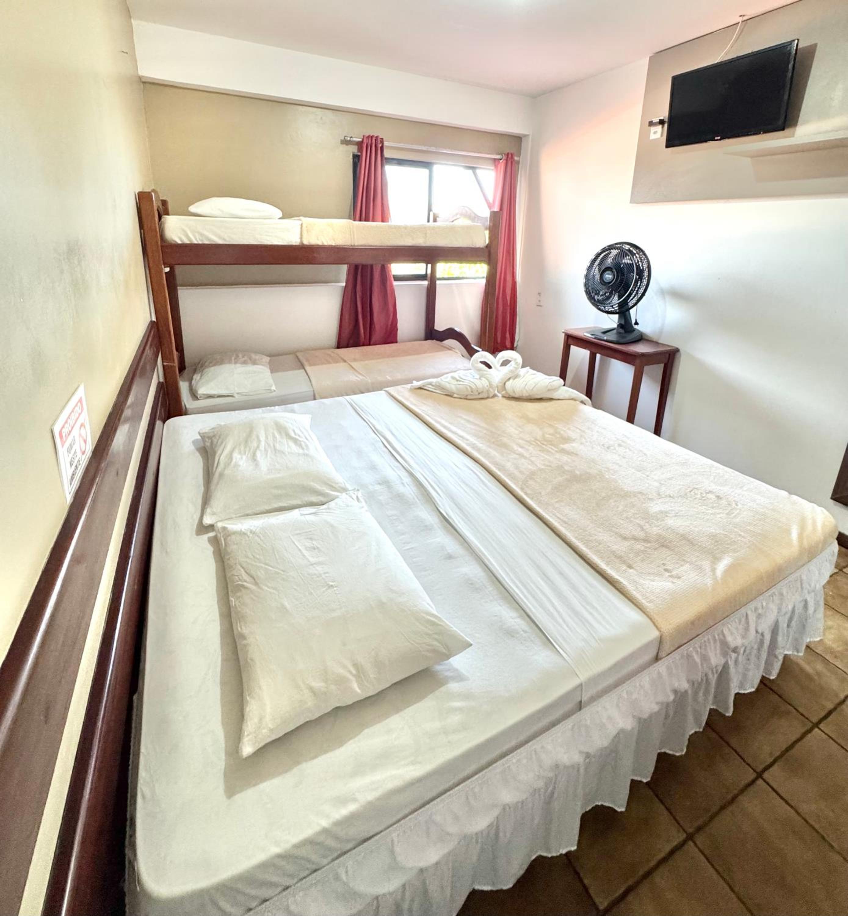 Quadruple Room with Private External Bathroom photo 2