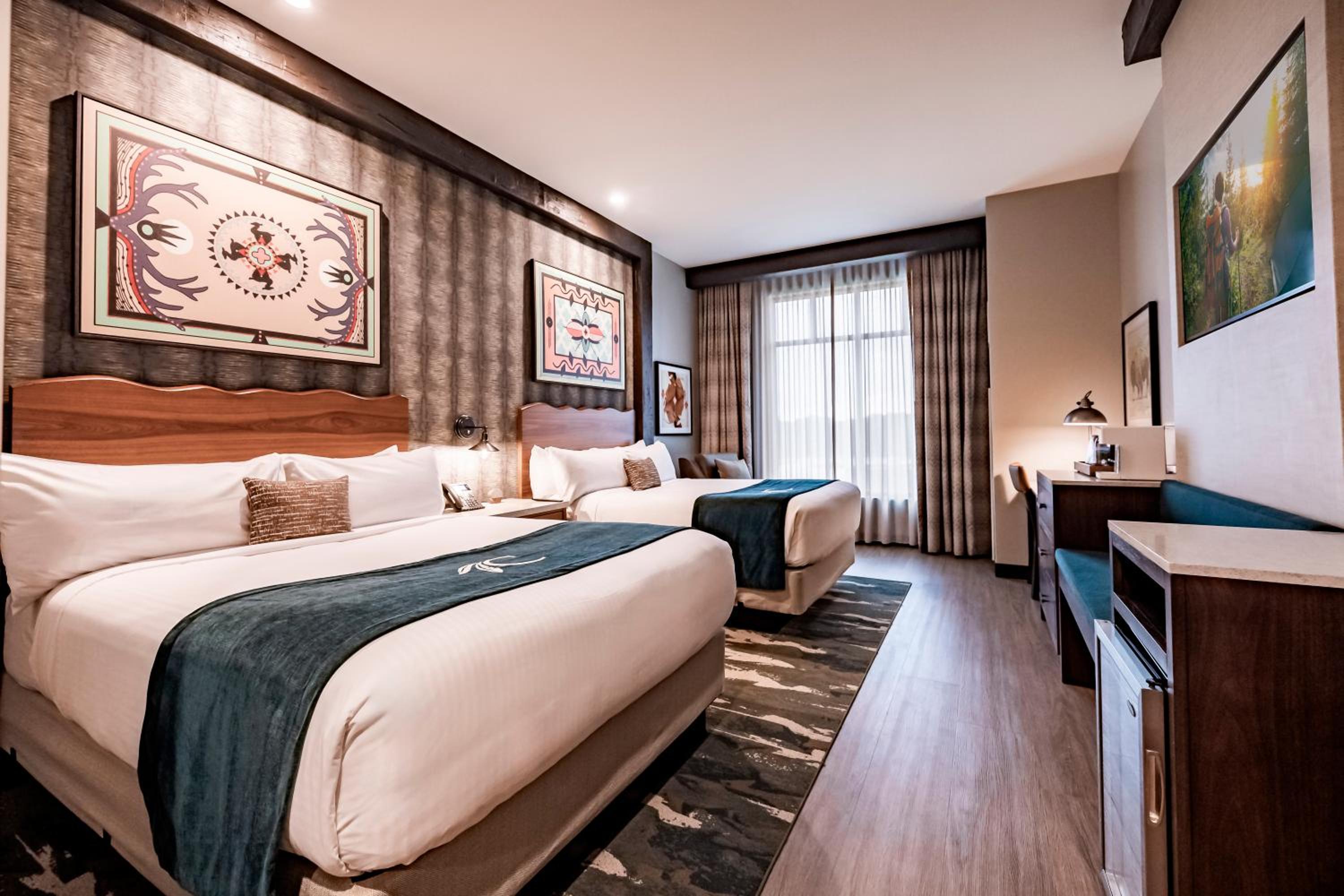 Queen Tower Room with Two Queen Beds - Non-Smoking