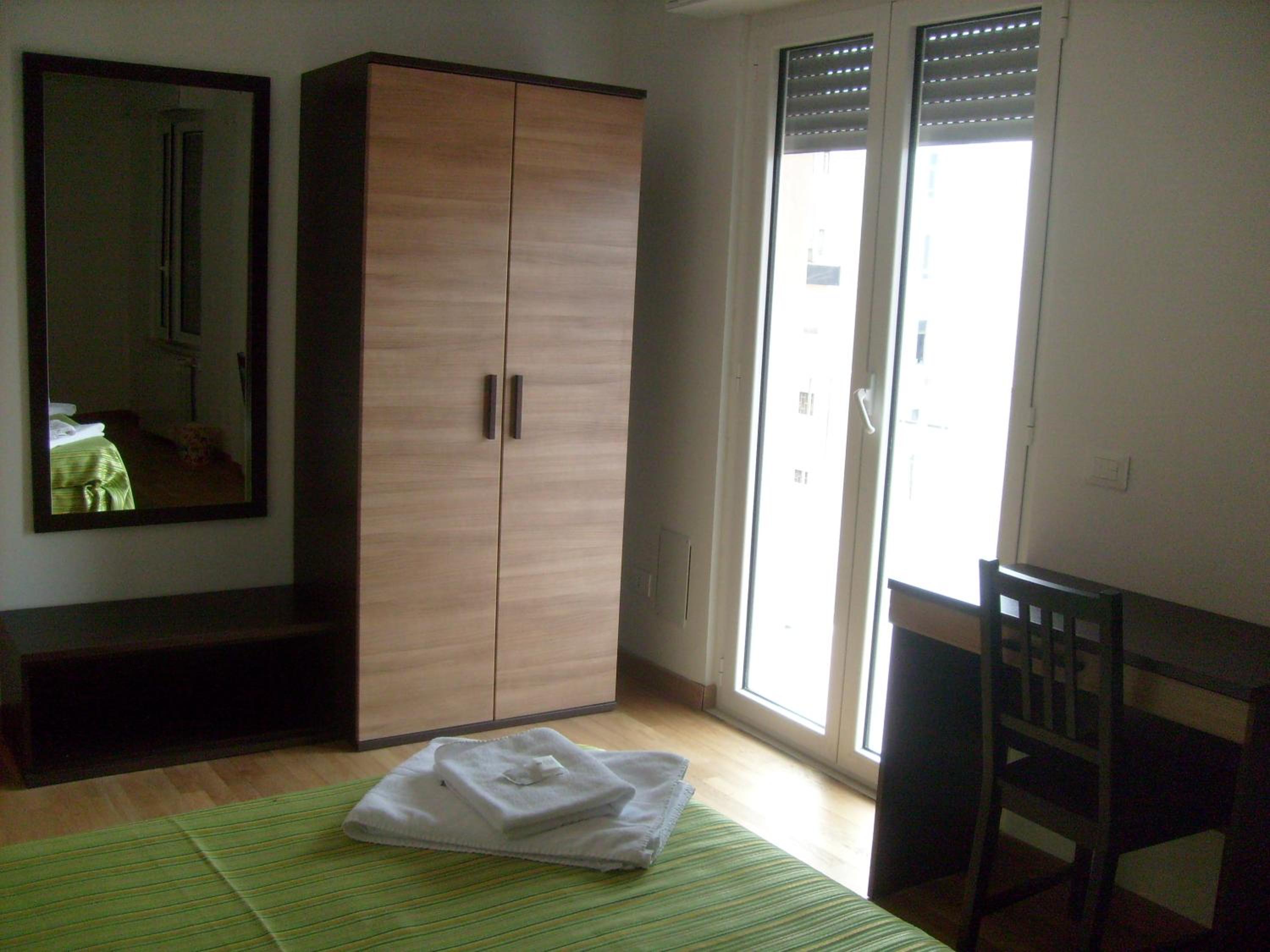 Quadruple Room With Shared Bathroom
