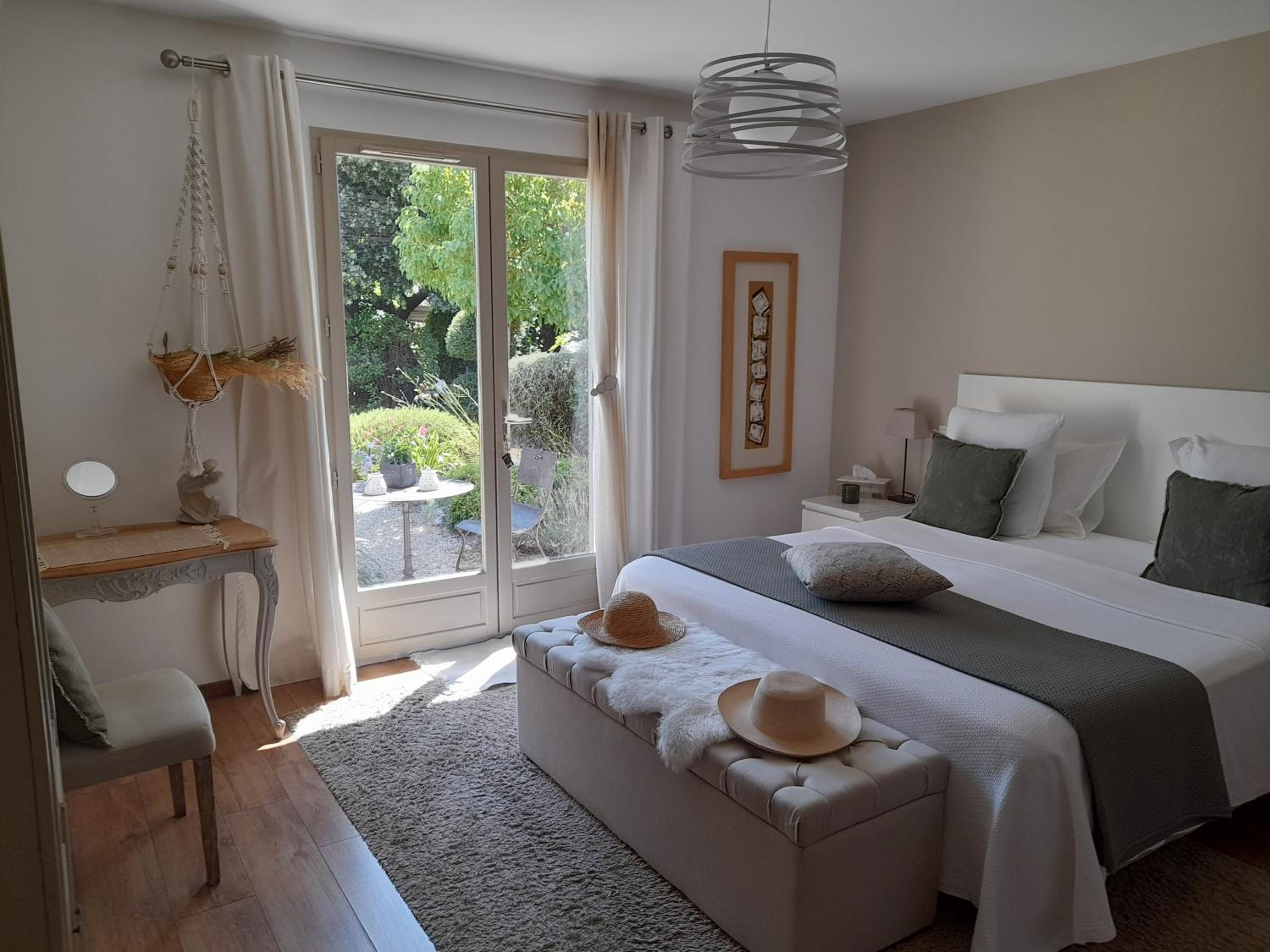 Double Room with Pool View