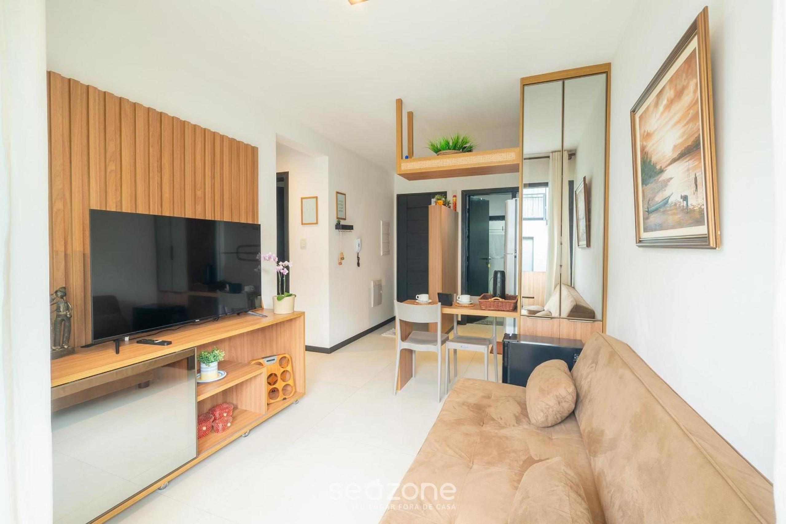 Apartment photo 2