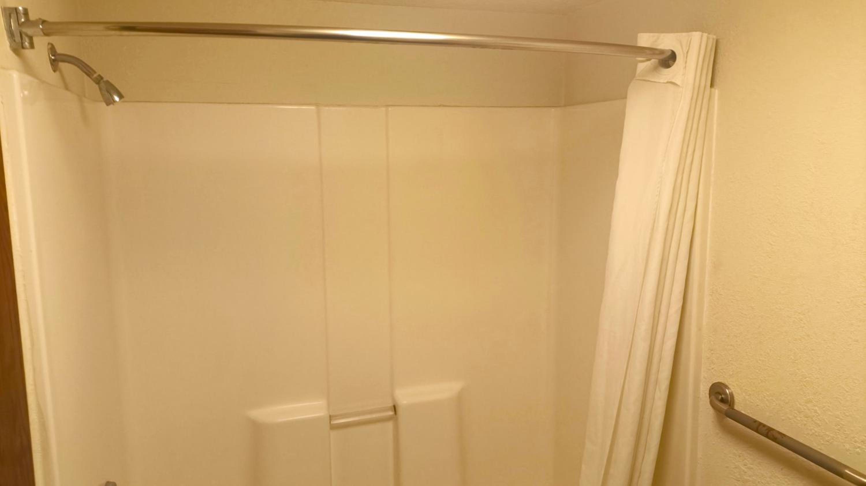 2 Queen Beds Non-Smoking - Photo 1