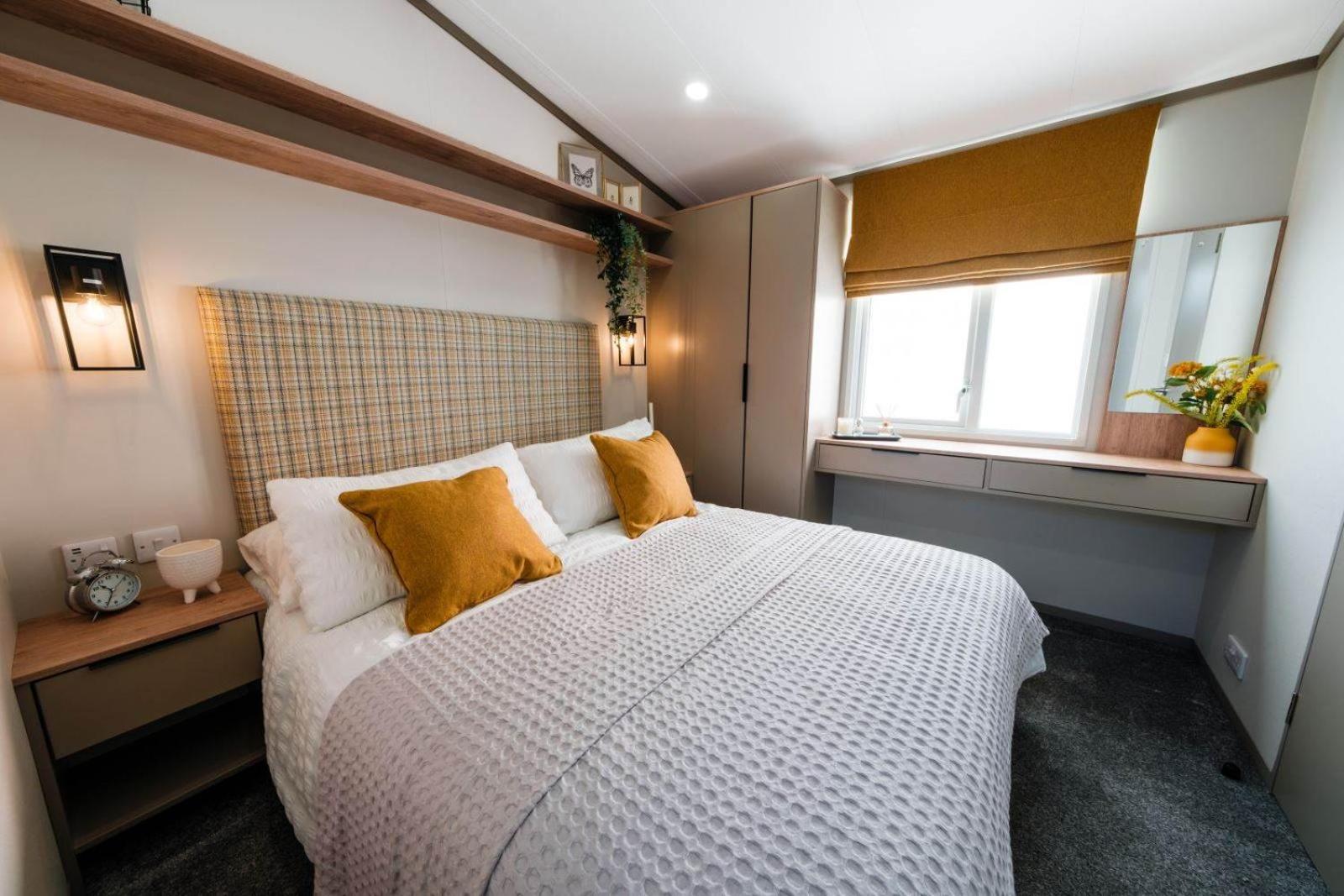 Pet Friendly Silver Holiday Caravan 2 Bed photo 1