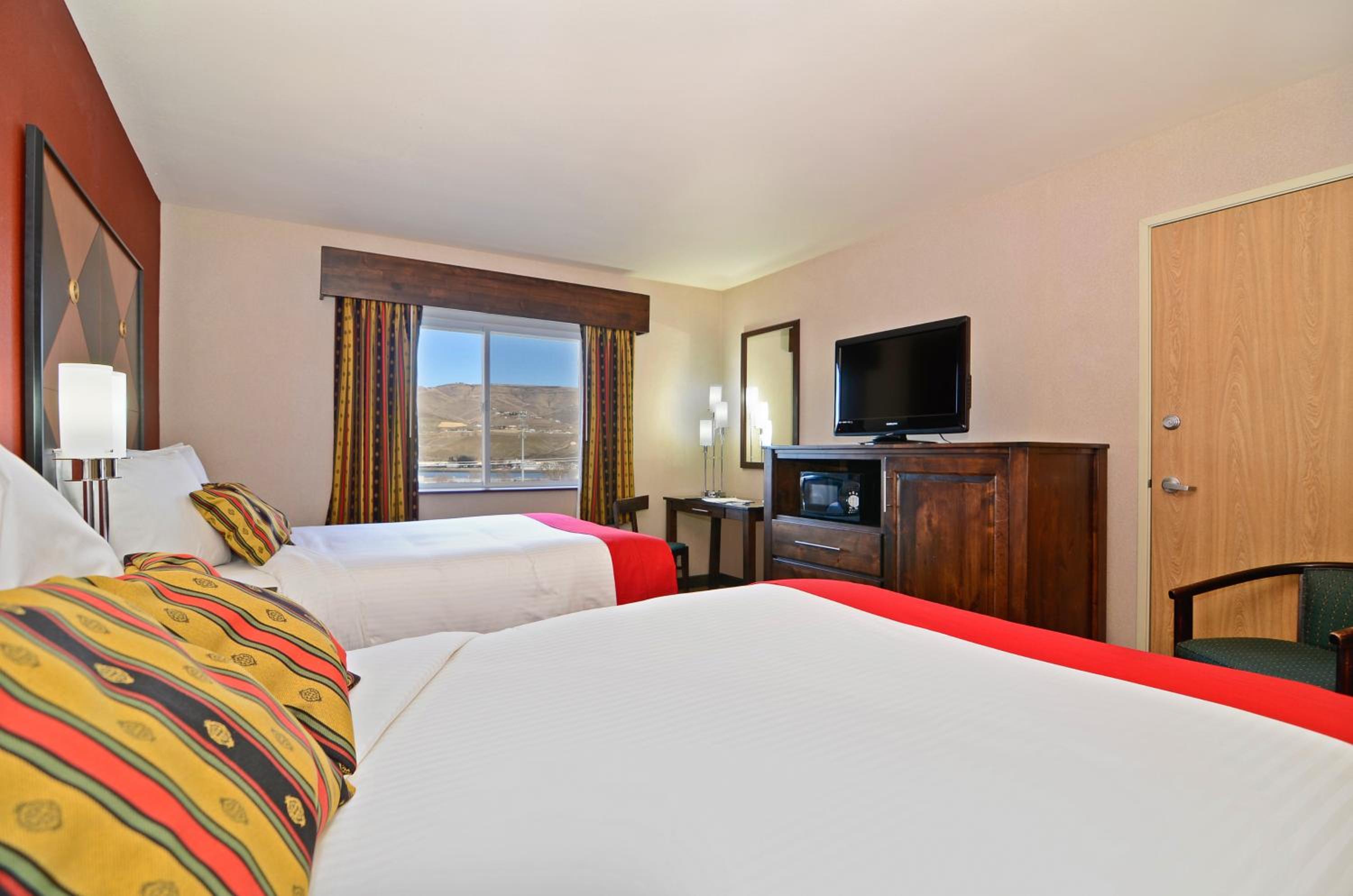 Double Room with Two Double Beds - Non-Smoking - Photo 5